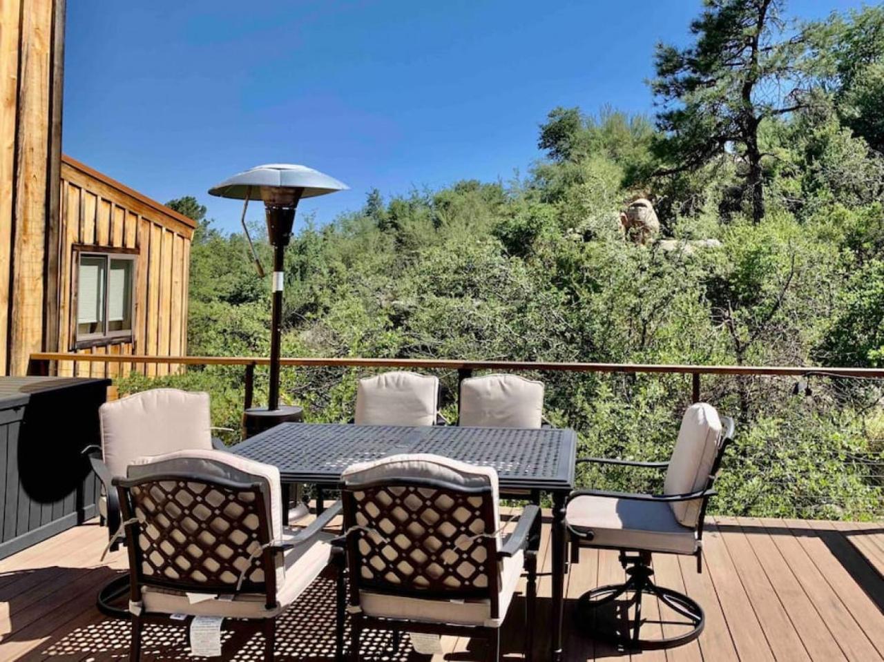 Timber Terrace - Downtown Cabin view 5