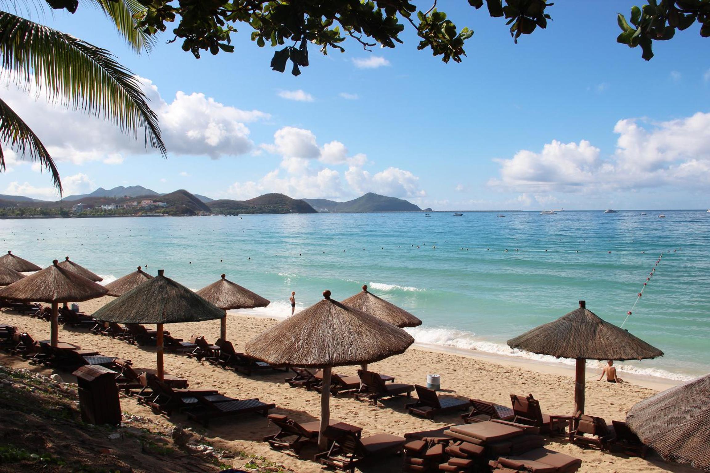 Sunshine Resort Intime Sanya