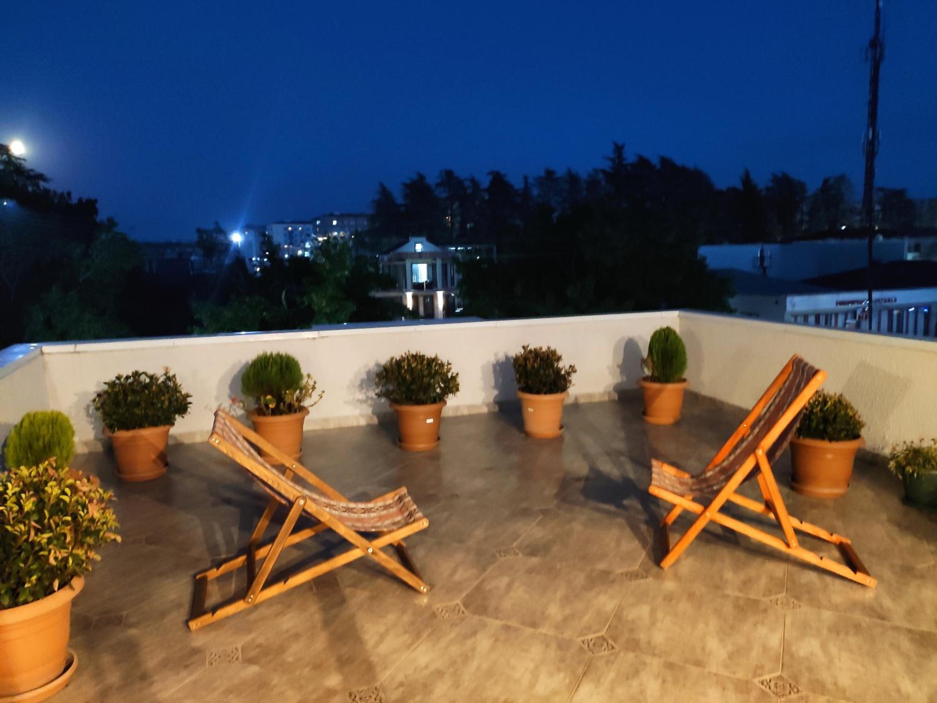 White Hotel Guesthouse