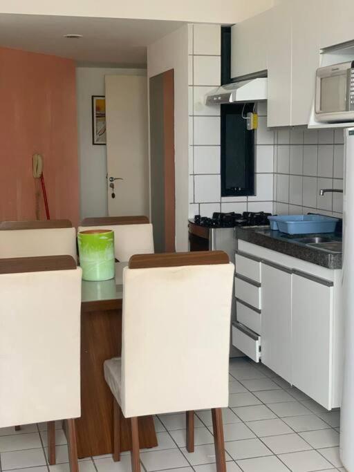 Excelente FLAT/PRAIA PINA