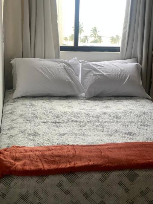 Excelente FLAT/PRAIA PINA