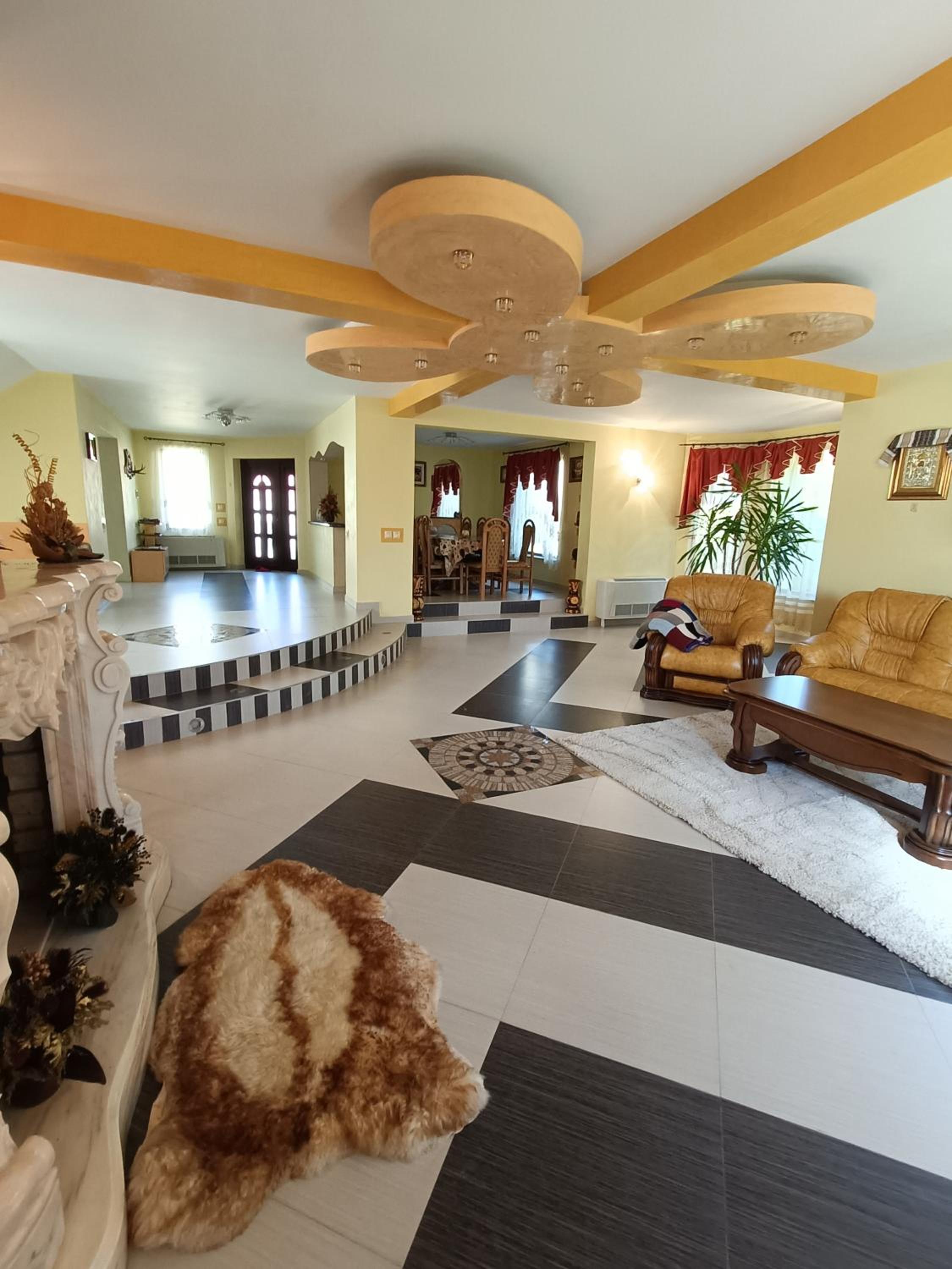 Casa Alboi