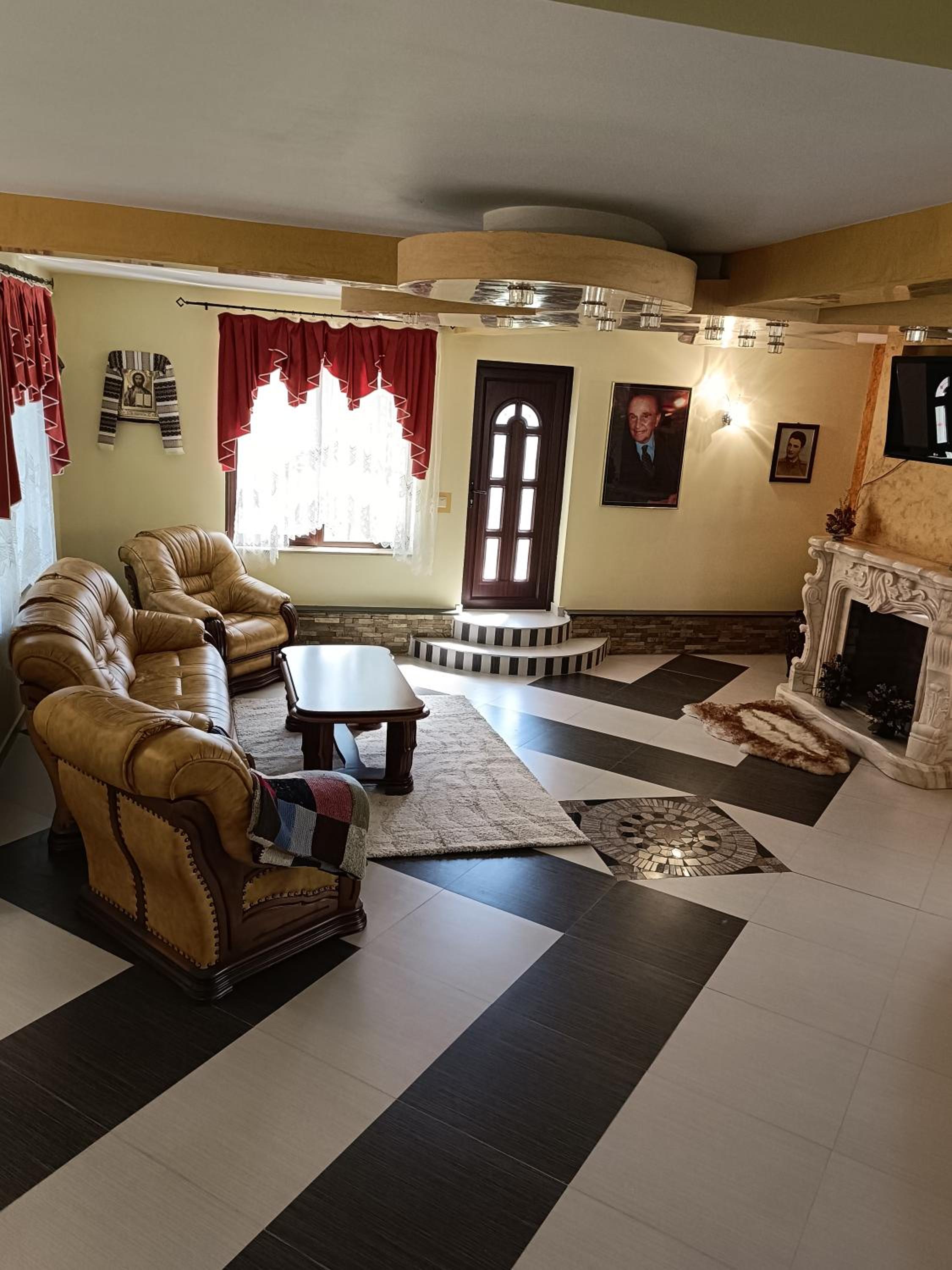 Casa Alboi