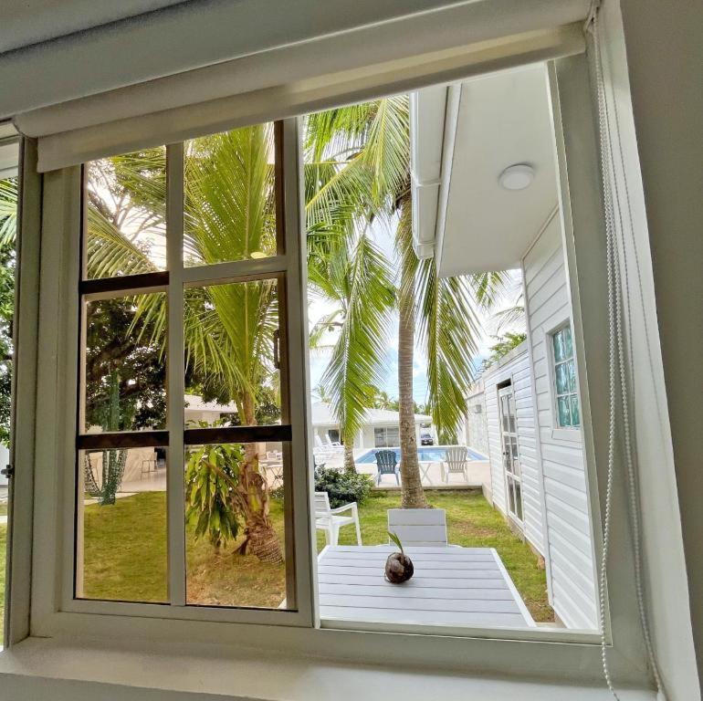 Zaba Beach House