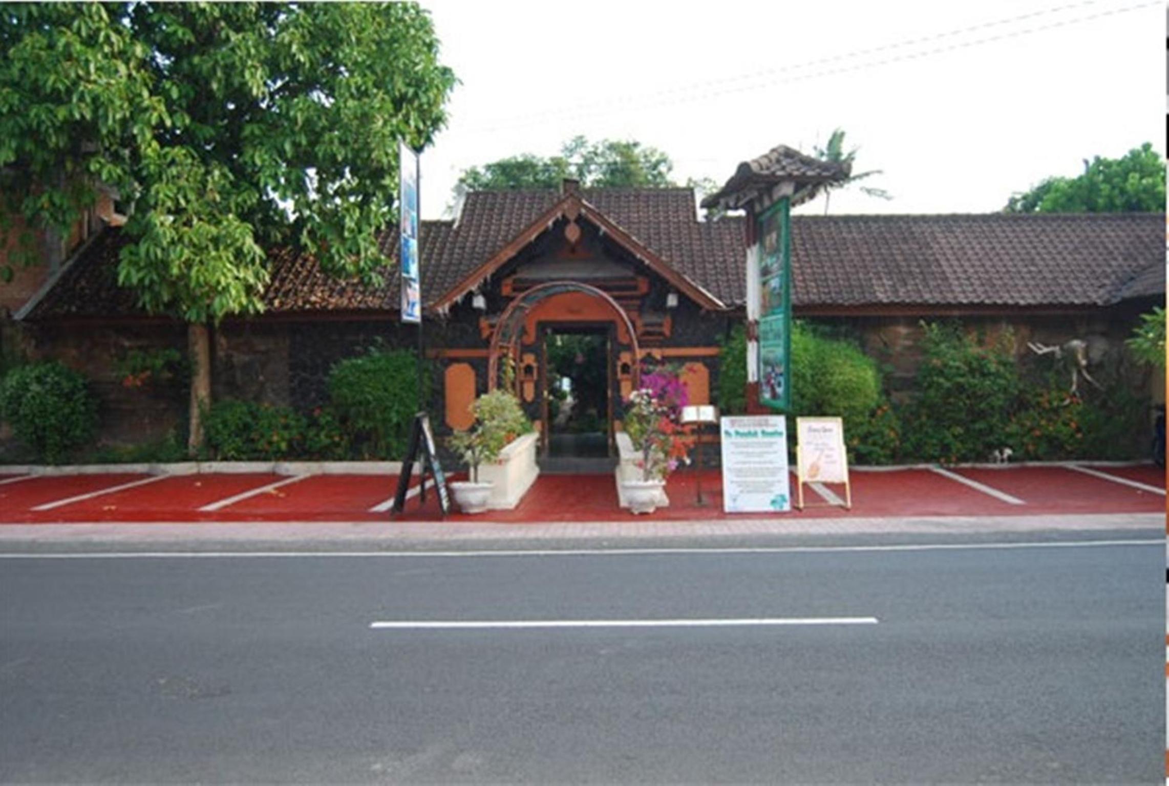 Pondok Bambu Resort - 5 Stars Padi Dive Centre