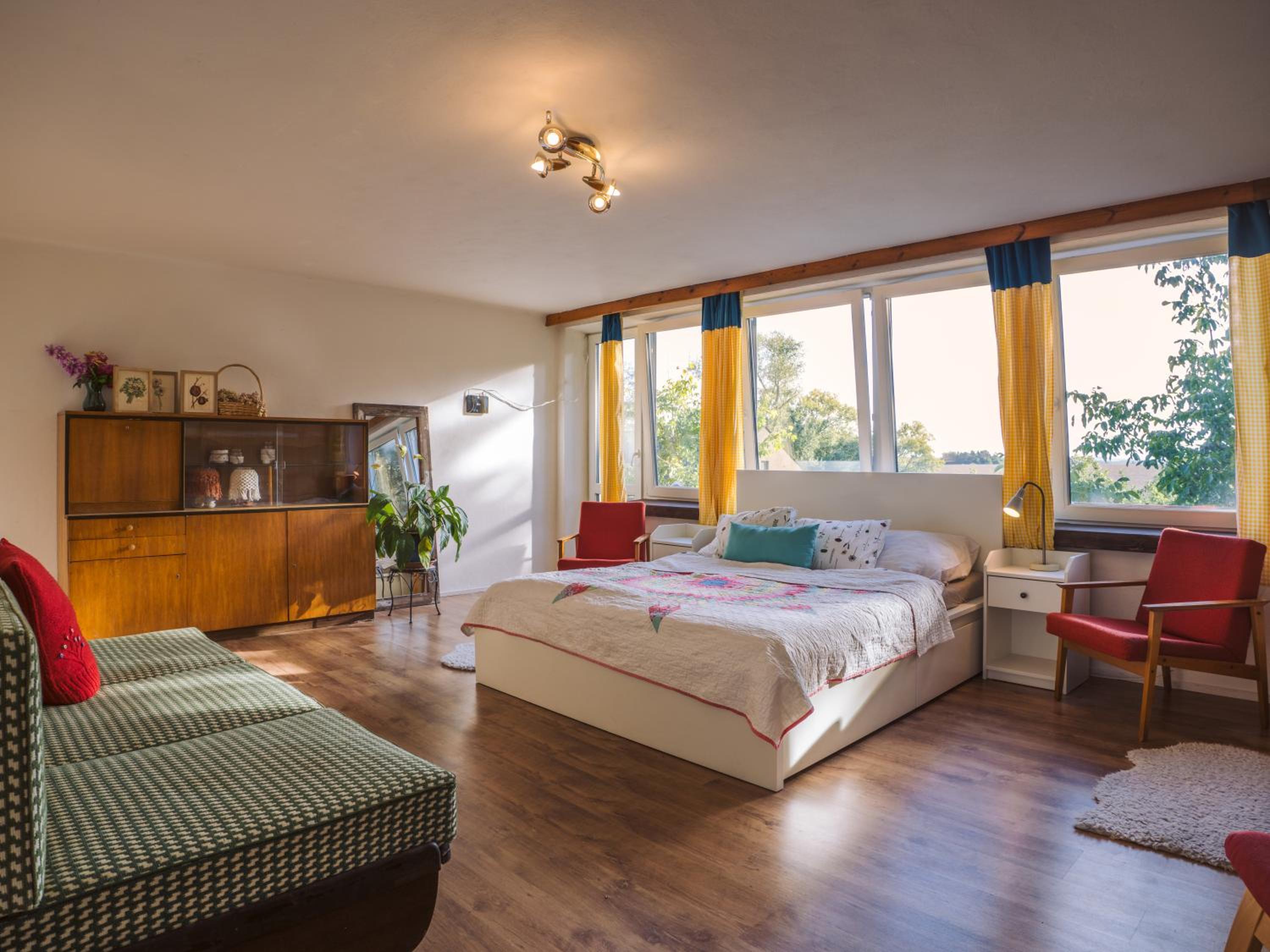 Terra Farma Cottage, cozy urban escapes here!