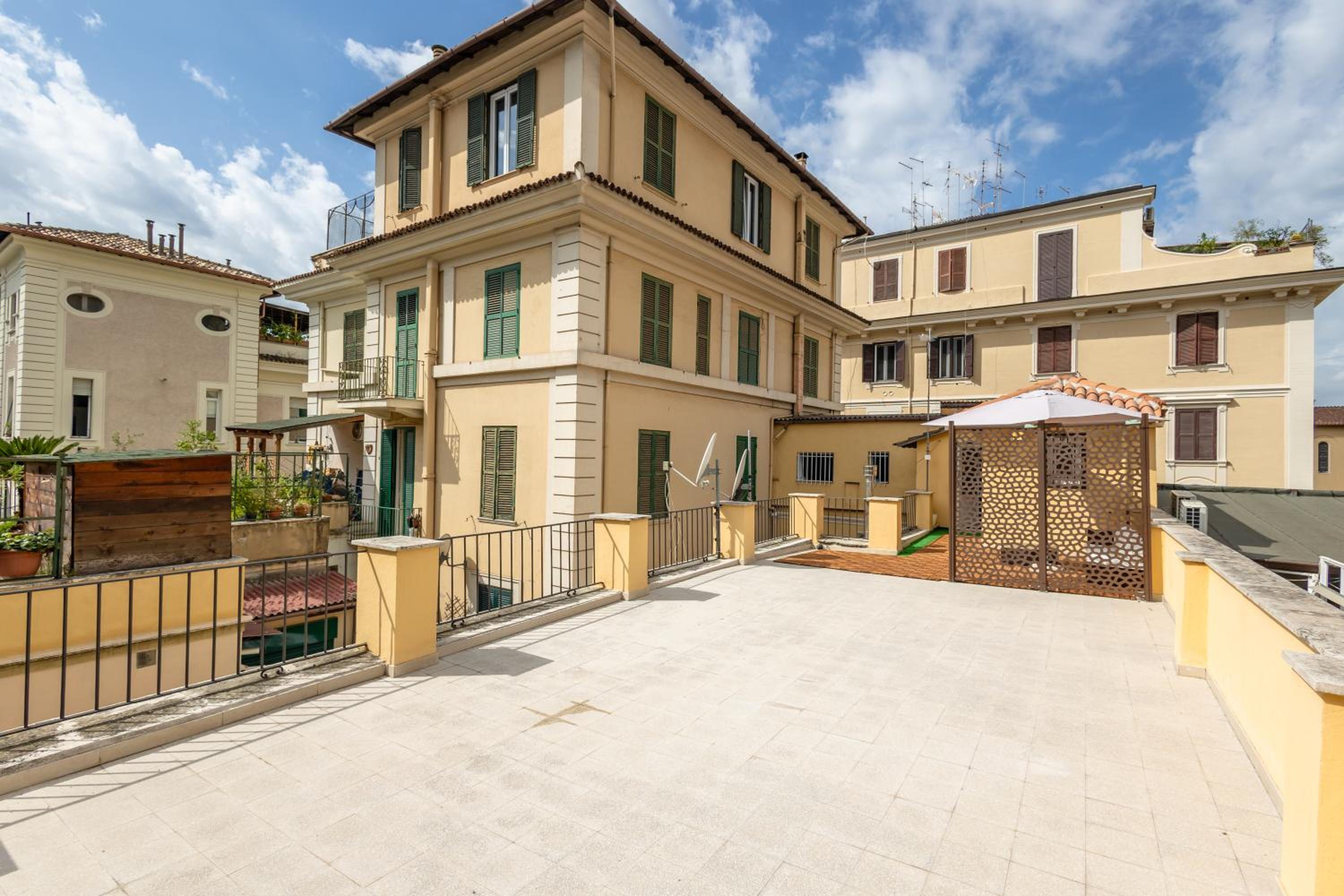 Jmartins Colosseo Suites