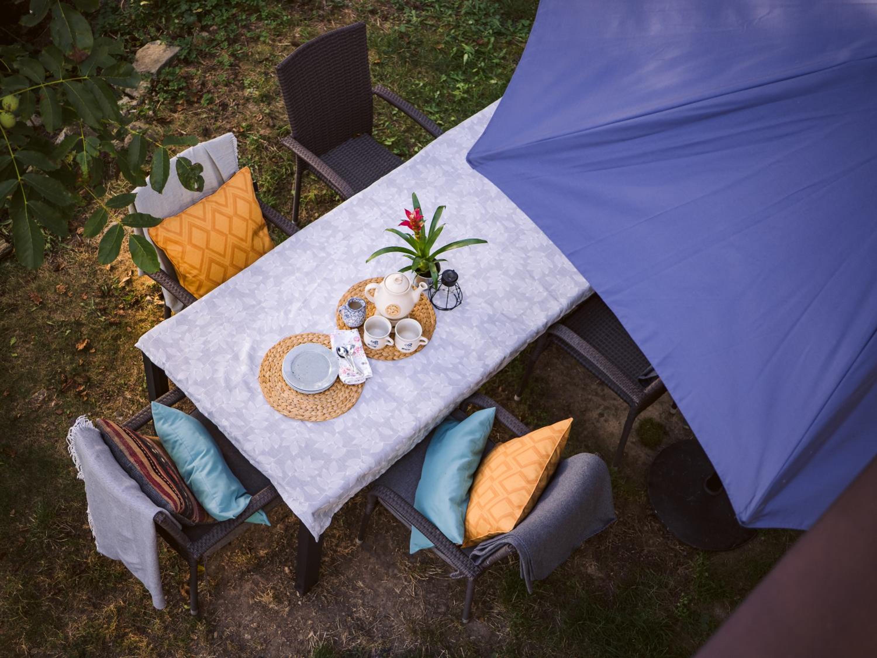 Terra Farma Cottage, cozy urban escapes here!