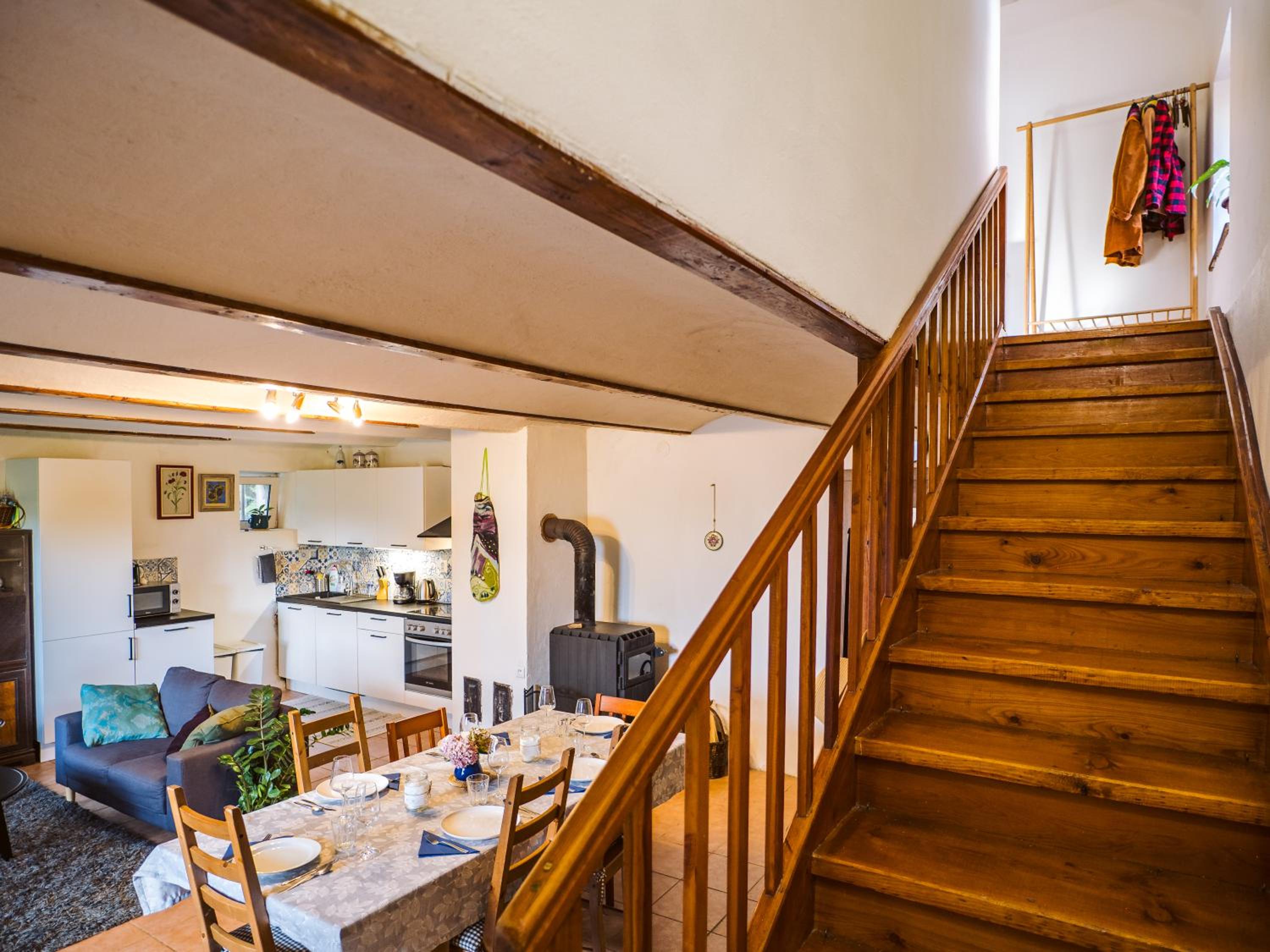 Terra Farma Cottage, cozy urban escapes here!