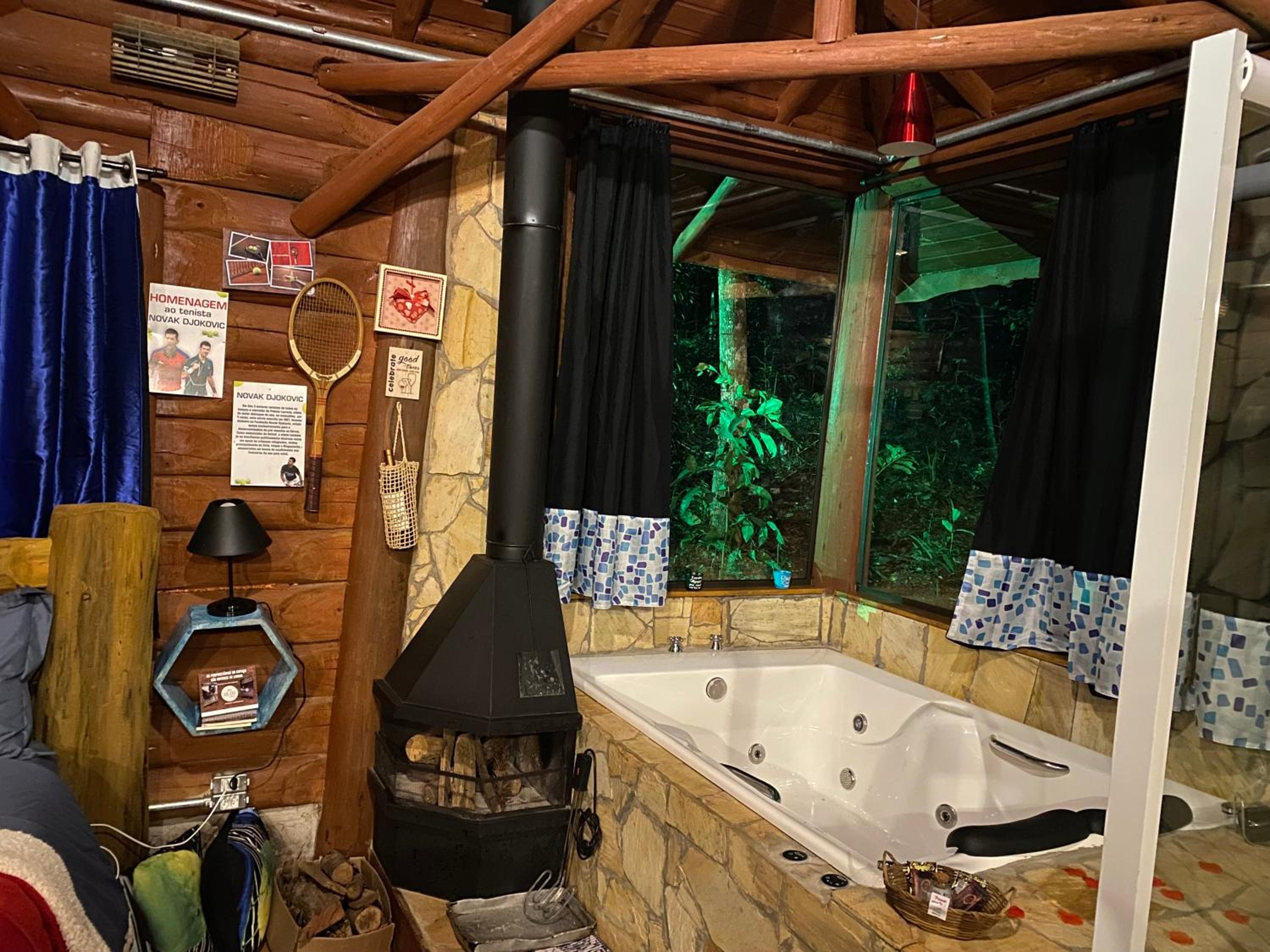 Cabana Dentro da Floresta- Chalés Perpétua Natureza