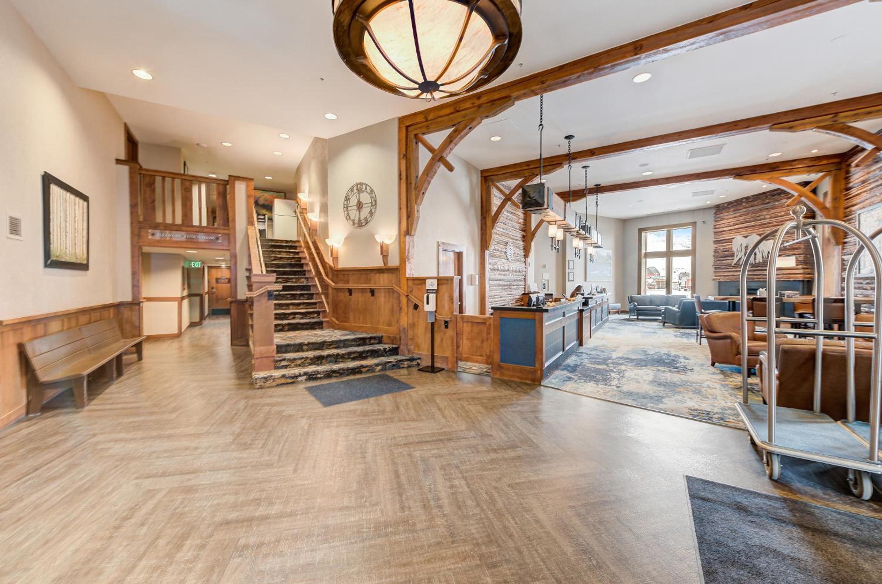 Sundial Lodge by All Seasons Resort Lodging view 3