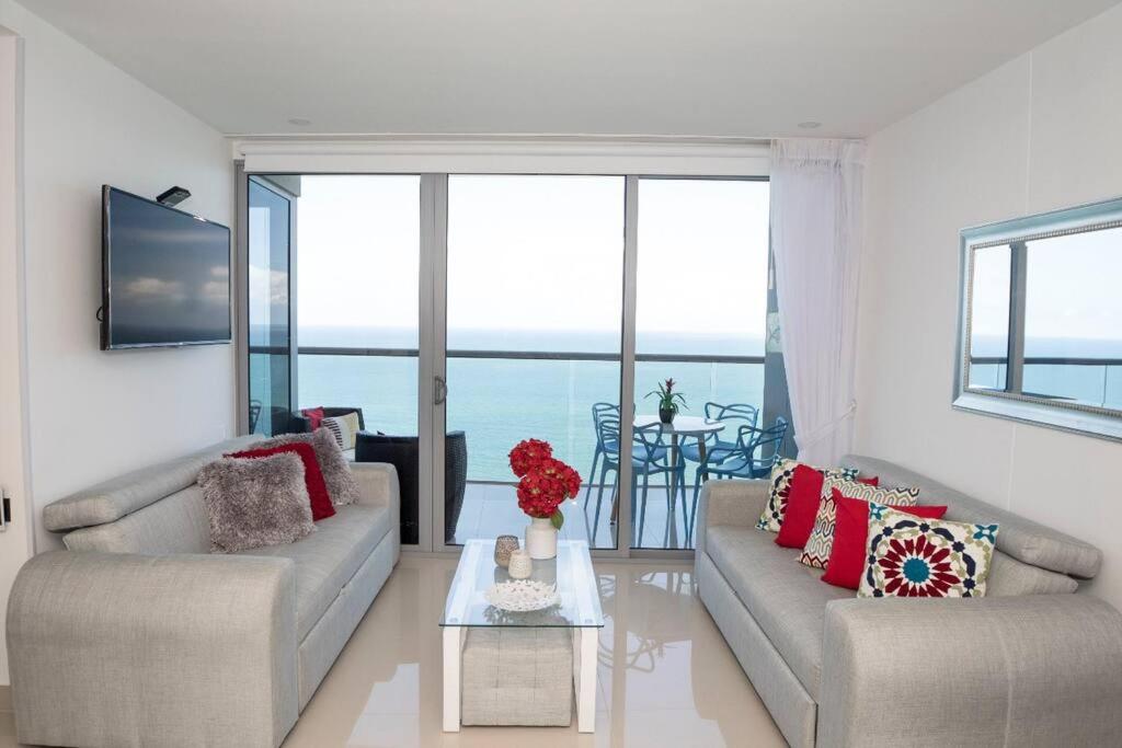 Beautiful . Incredible Ocean Views, Morros City