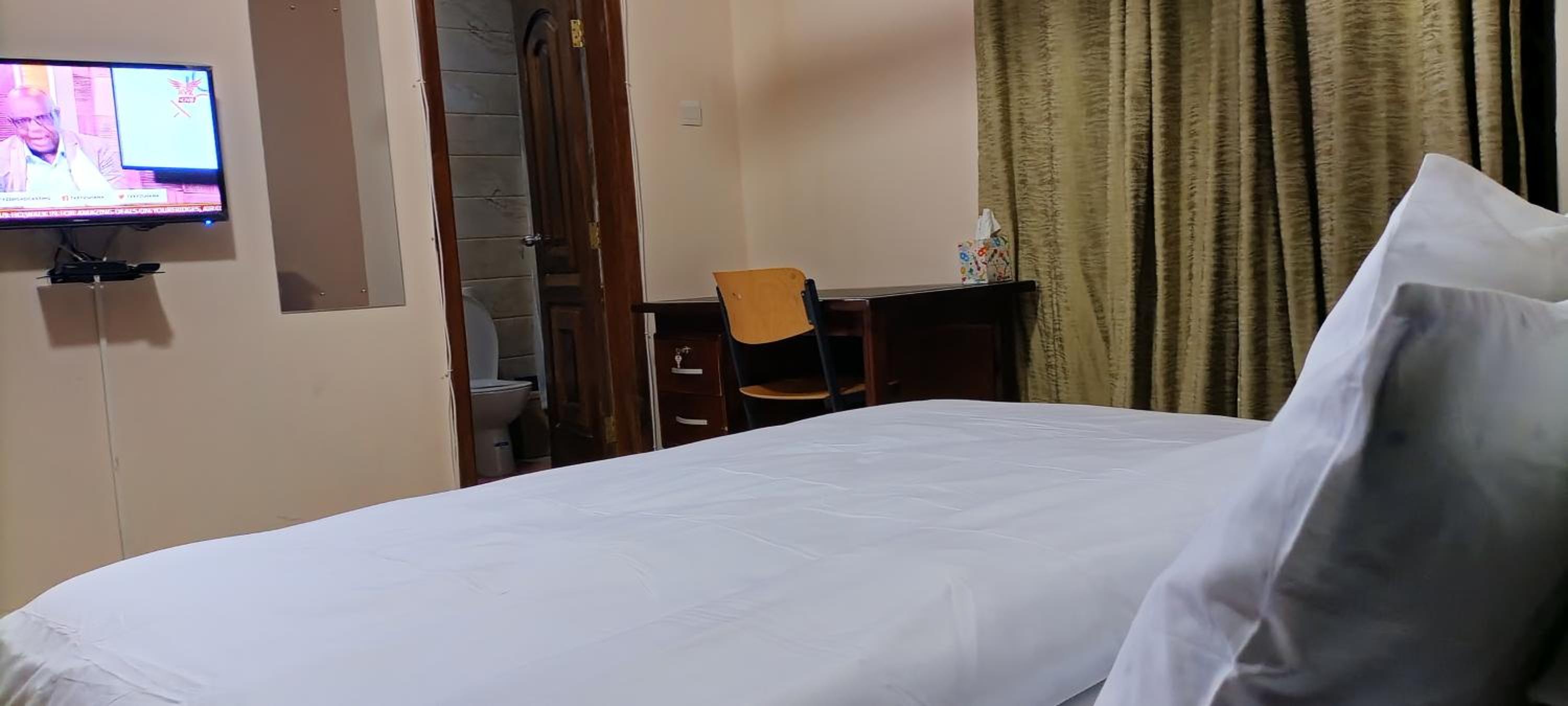 Photo 43
