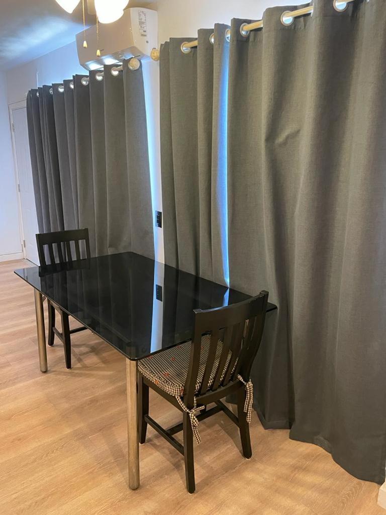 Renovateed Two-Bedroom Apartment in Santa Monica