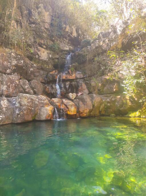 Casa com cachoeiras e contato com a natureza