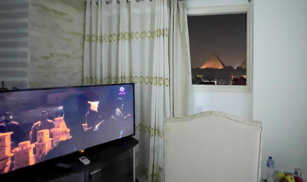 Horus Pyramids view