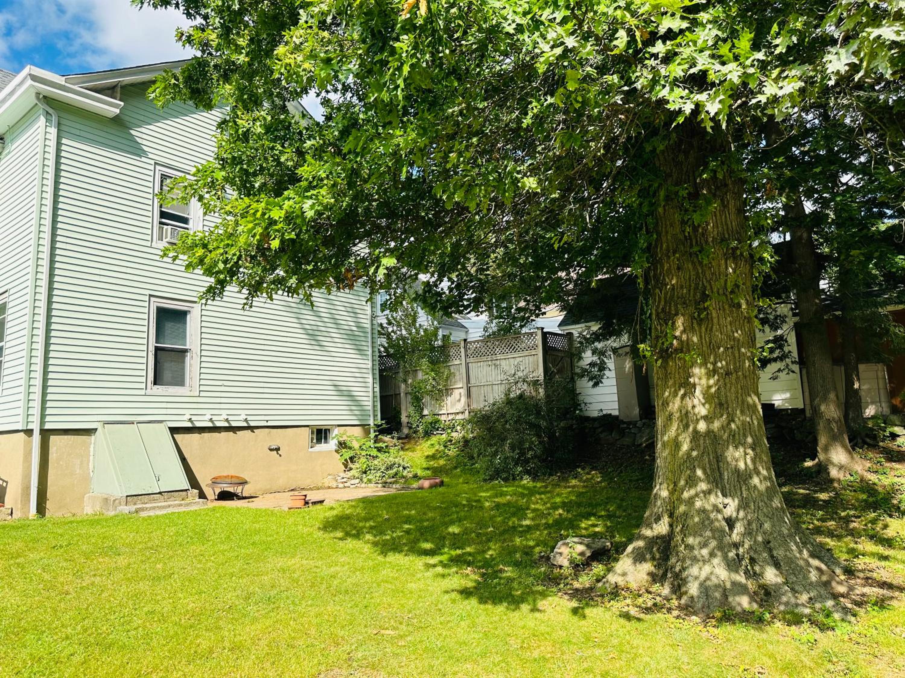 Norwalk Vacations - Beautiful 2BR apt in Beach community, Close to Train and hwys! ONLY 1 hr to NYC! - Property Image 5
