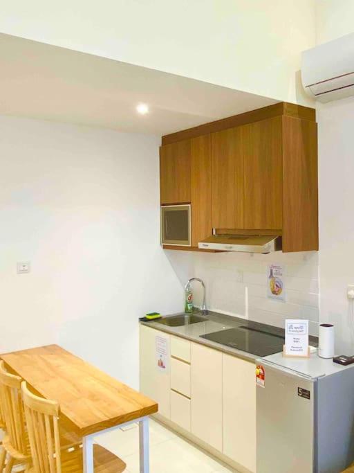 The Podium-Studio-Free 1 Parking-6 Pax-D321B photo 6