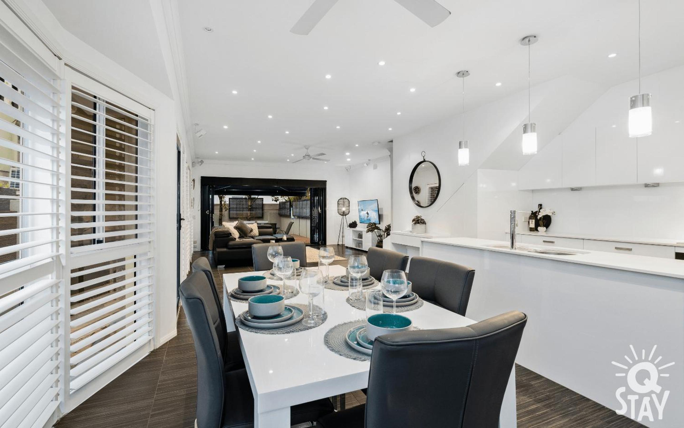 3 Bedroom Villa's in Surfers Paradise - Q Stay