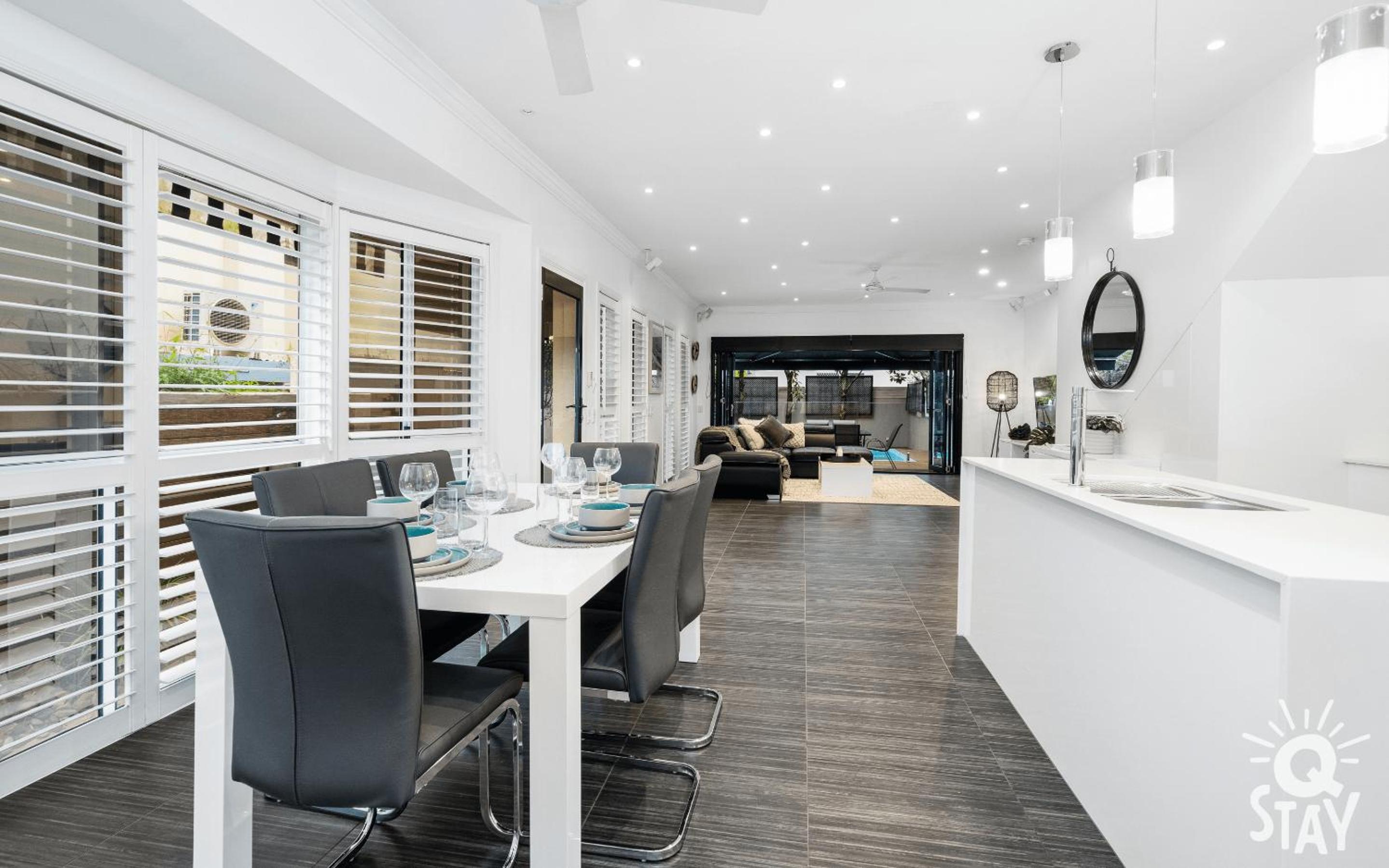 3 Bedroom Villa's in Surfers Paradise - Q Stay