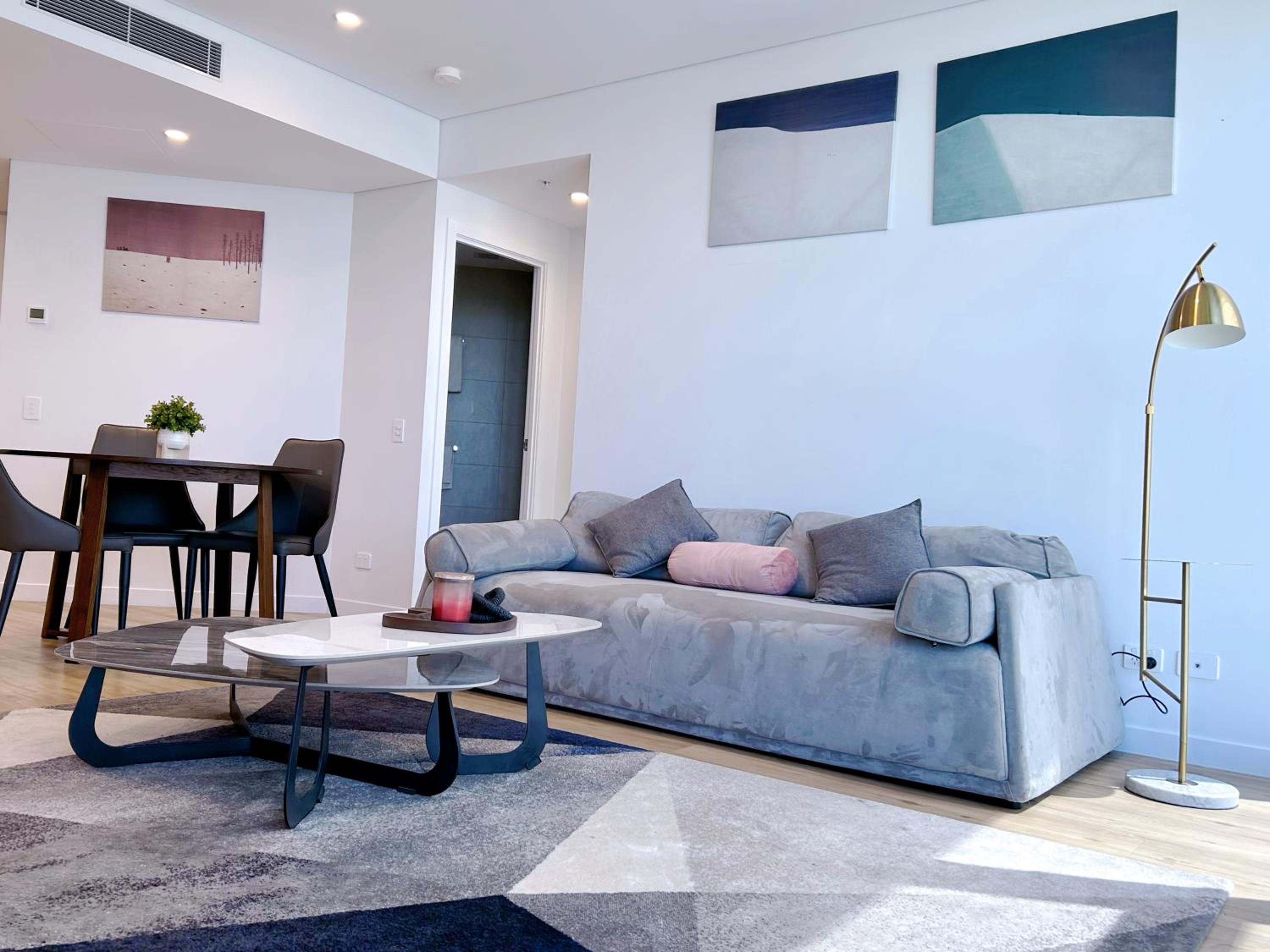 CBD Luxury River View 1Bed Apt The One