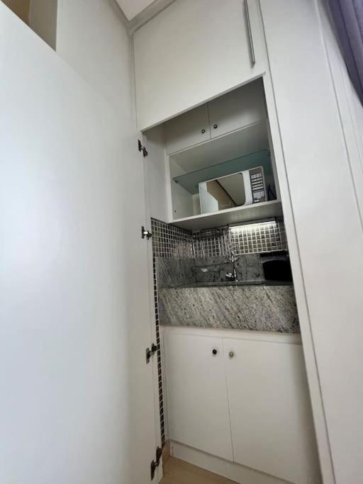 Renoir - Av Barão Homem de Melo nº 4520 - pegar nº do flat no chat após reserva