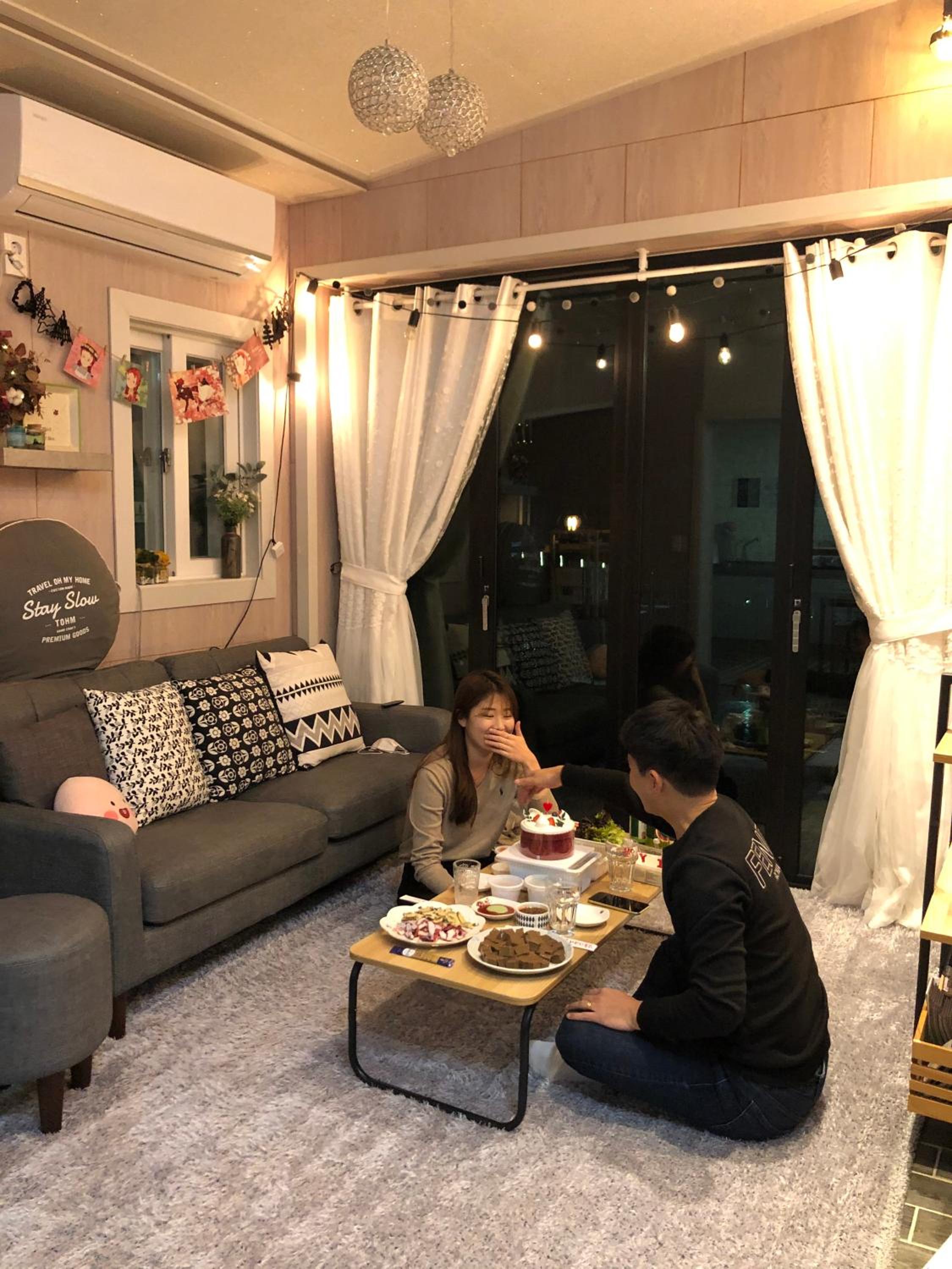 Us on Earth Guesthouse view 5