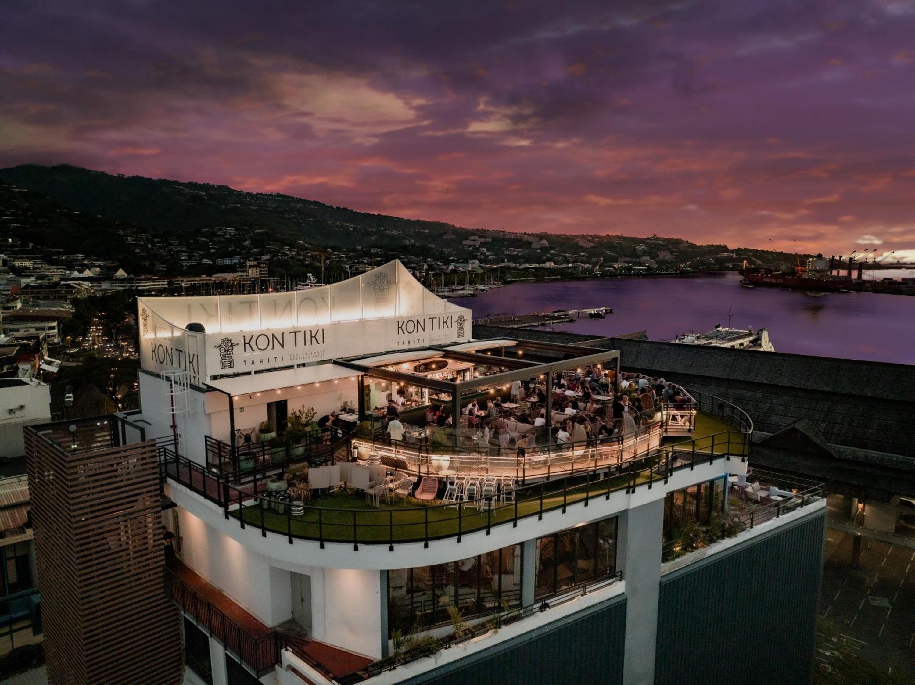 Hotel Polynesian Cabins by Kon Tiki - Image 1