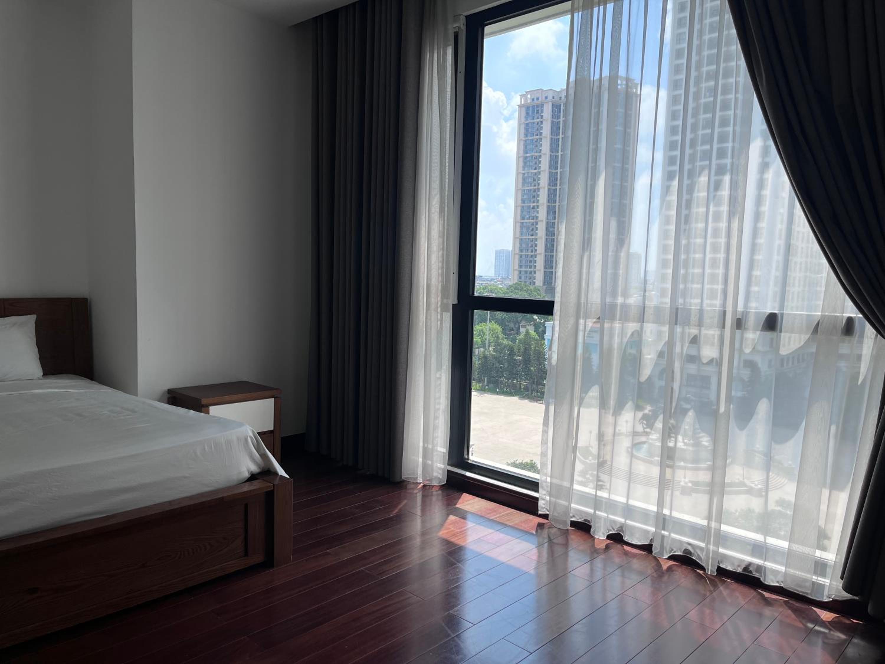 Vinhomes Royal City Apartment 3 Br