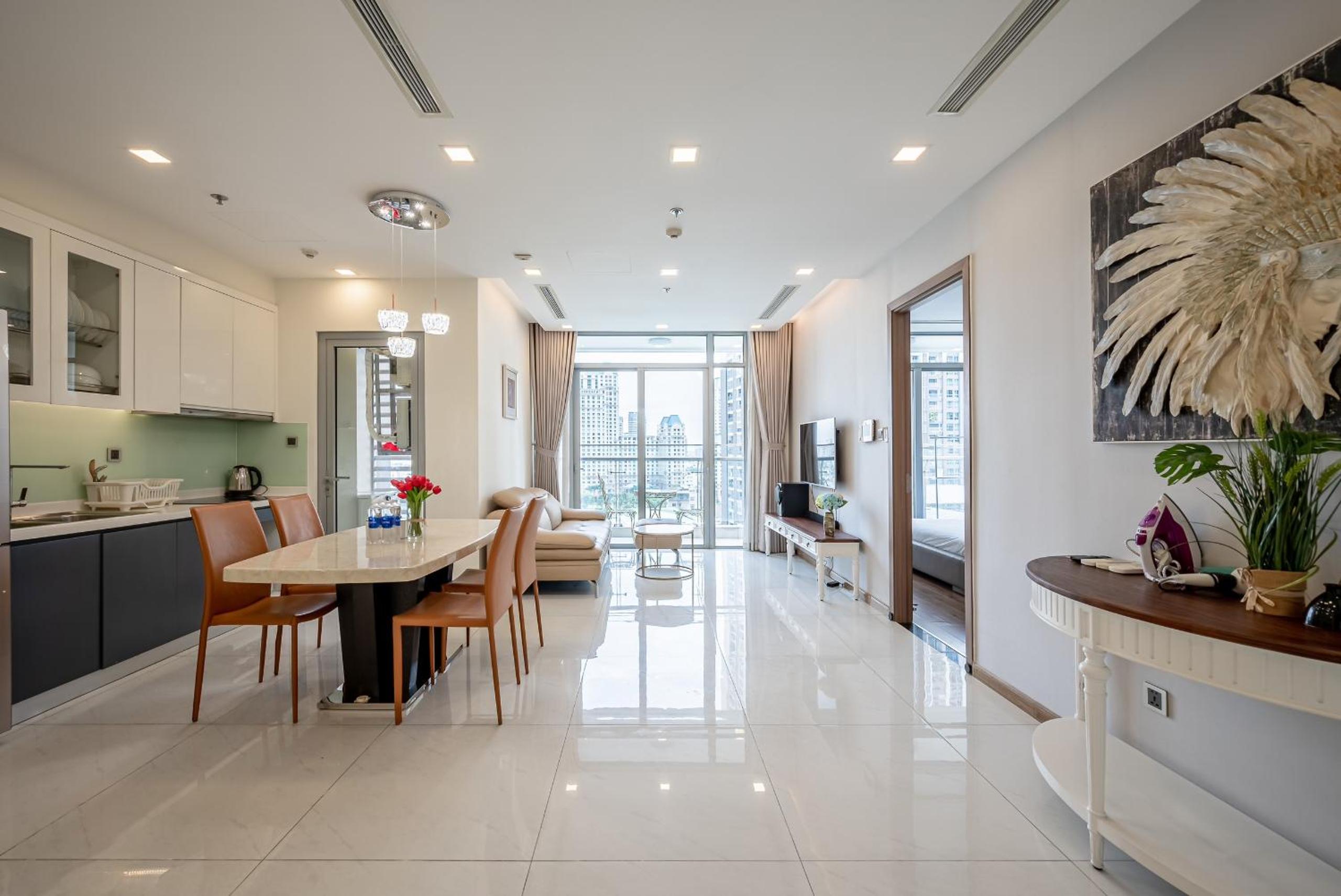 Luxury Apartment at Vinhomes Central Park