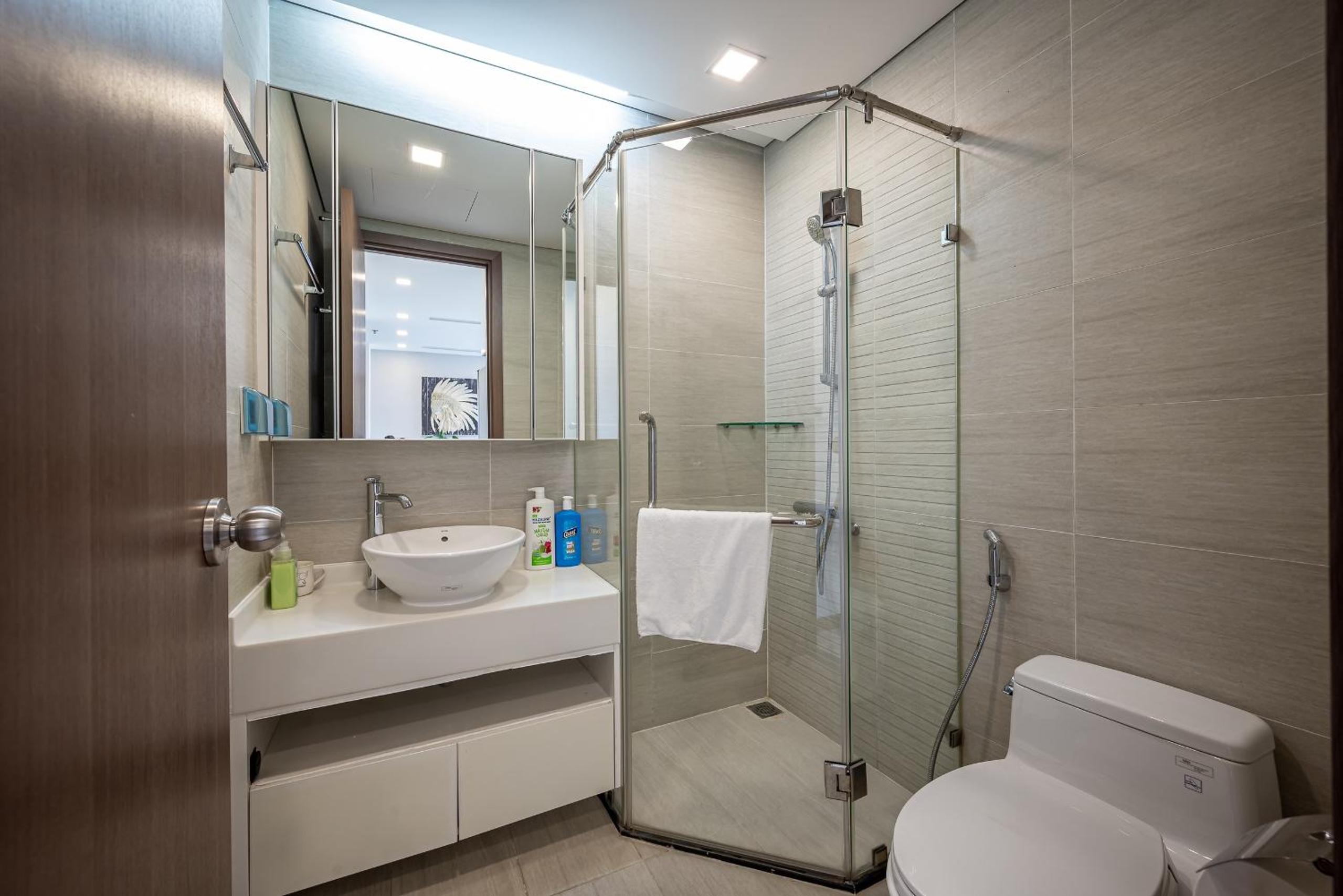 Luxury Apartment at Vinhomes Central Park