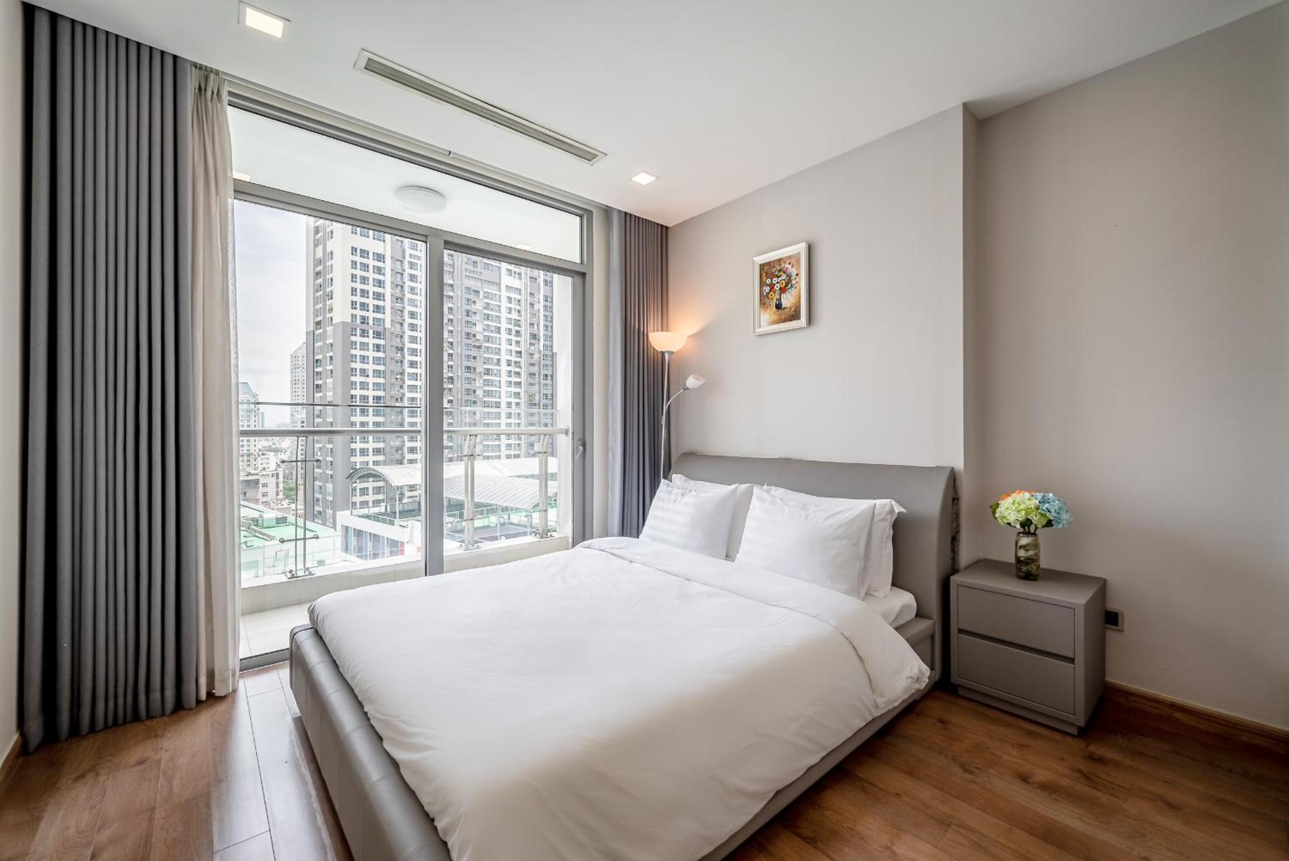 Luxury Apartment at Vinhomes Central Park