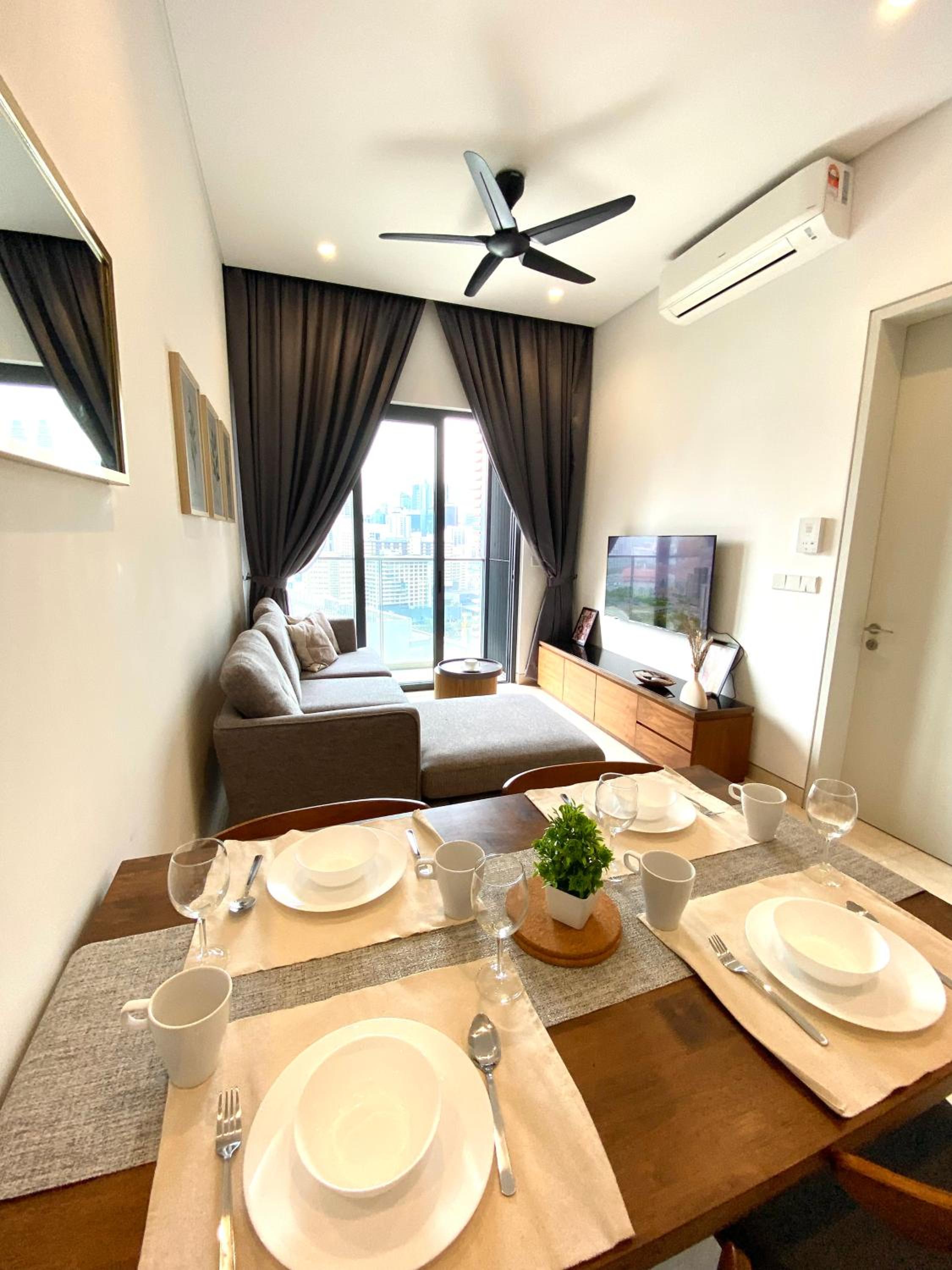 Infinity Pool Suite Bukit Bintang Lalaport BBCC Kuala Lumpur