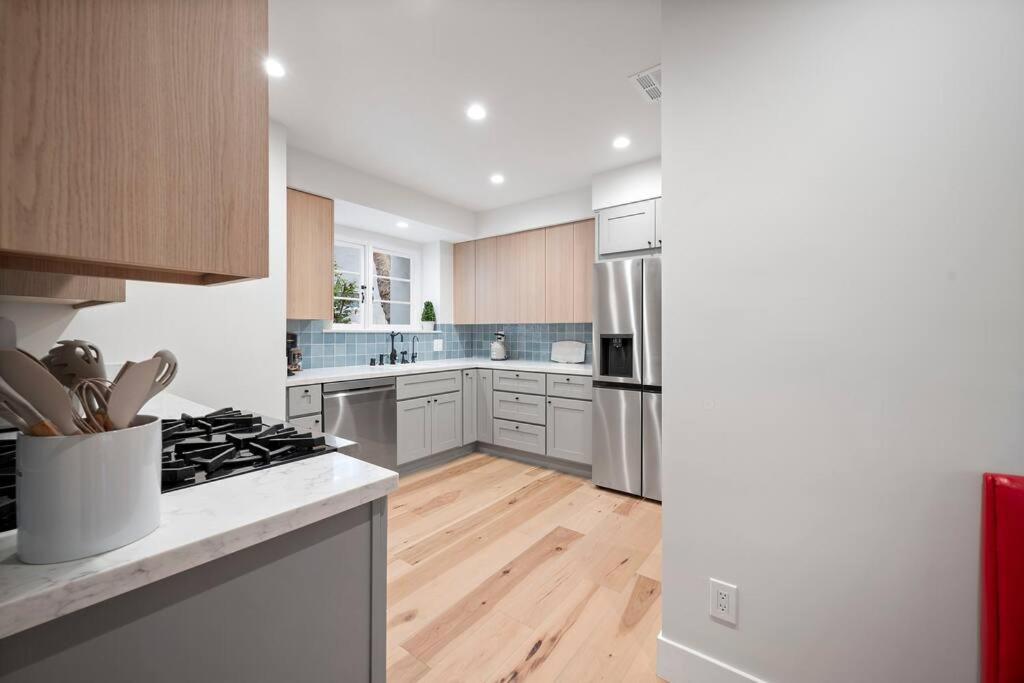 Chic 3BR Oasis in Studio City:Toluca Lake Adjacent