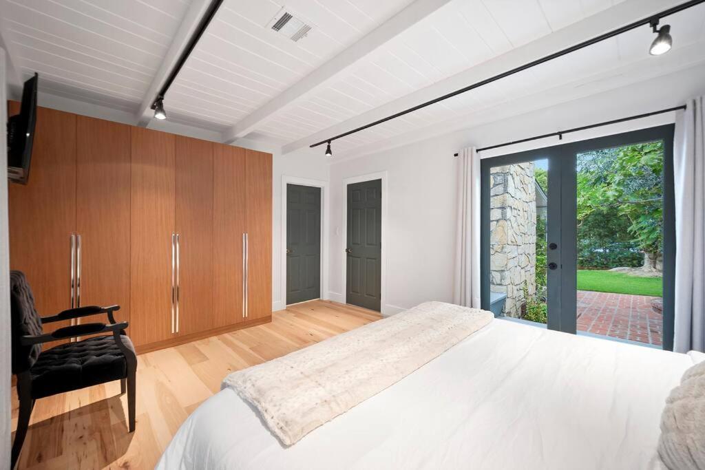 Chic 3BR Oasis in Studio City:Toluca Lake Adjacent