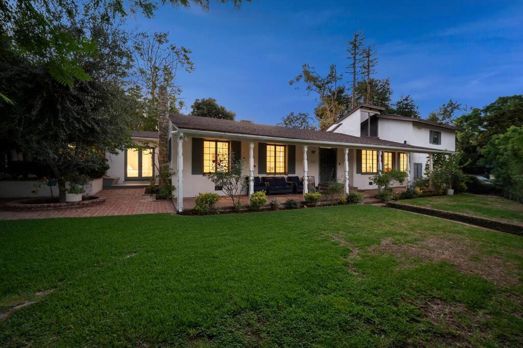 Chic 3BR Oasis in Studio City:Toluca Lake Adjacent