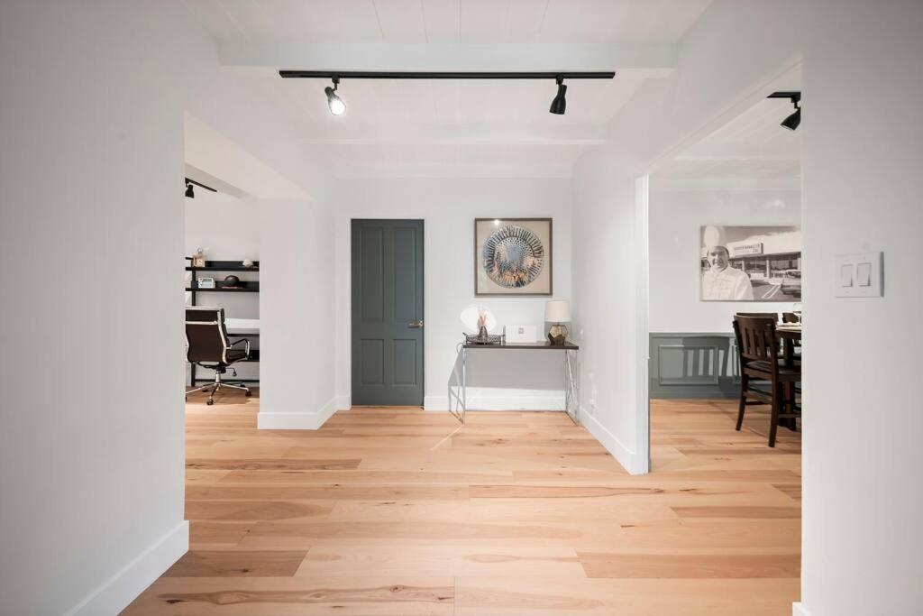 Chic 3BR Oasis in Studio City:Toluca Lake Adjacent