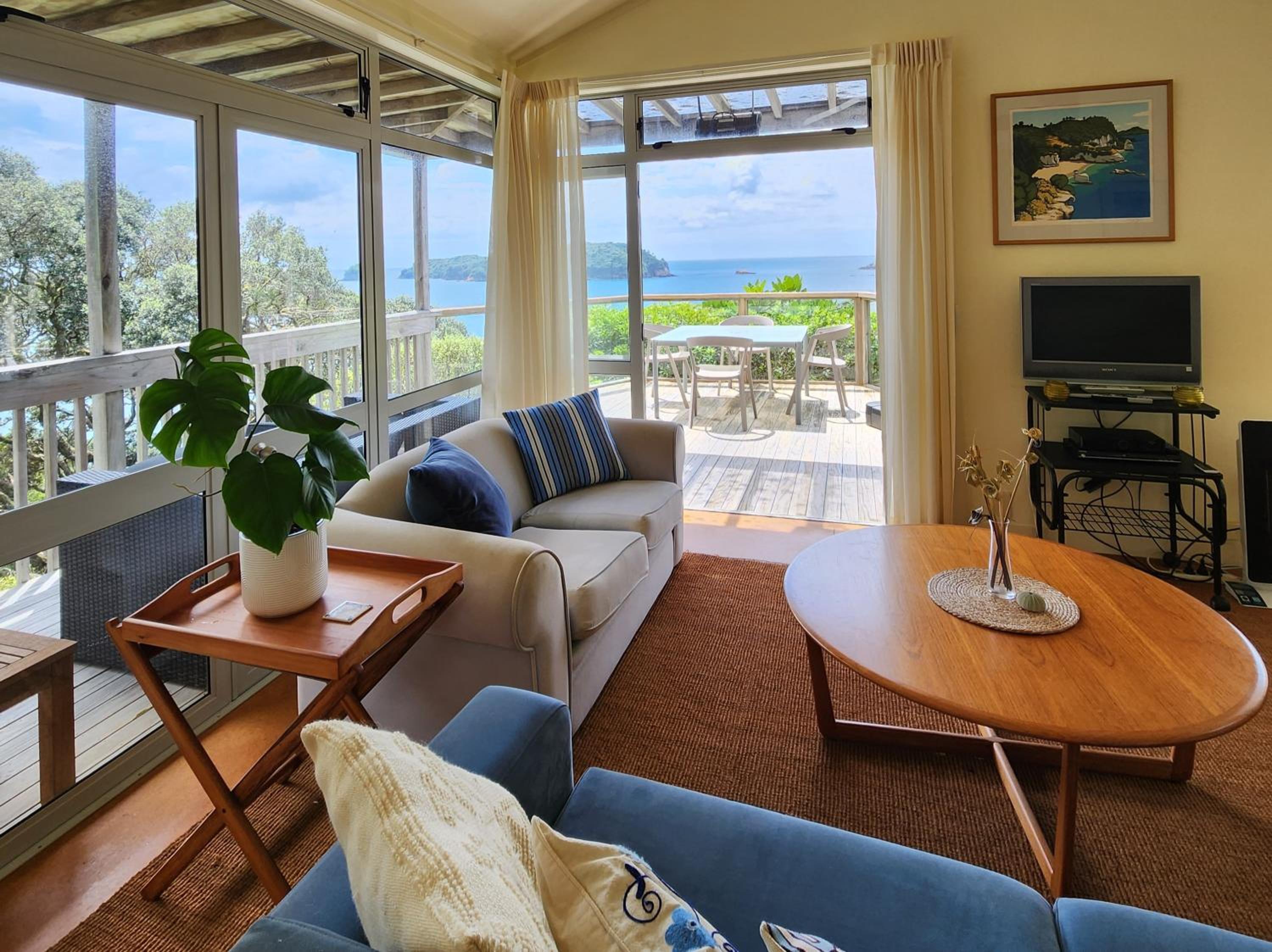 Tutaritari Treehouse view 3