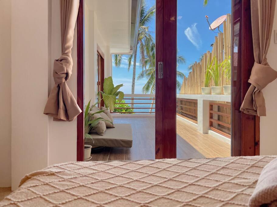 Beachfront Casa del Mar Siargao - 2BR view 3