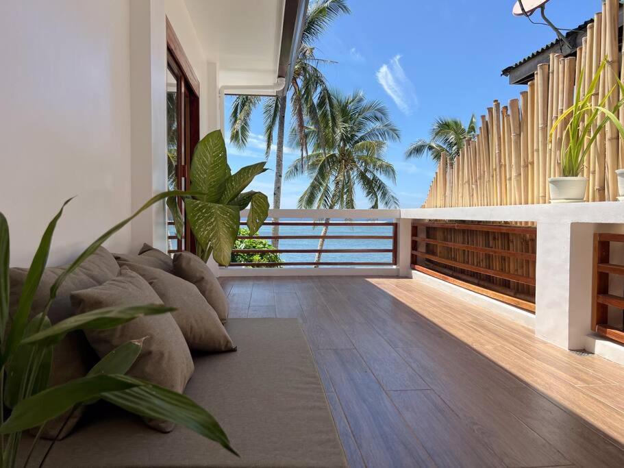 Beachfront Casa del Mar Siargao - 2BR view 5
