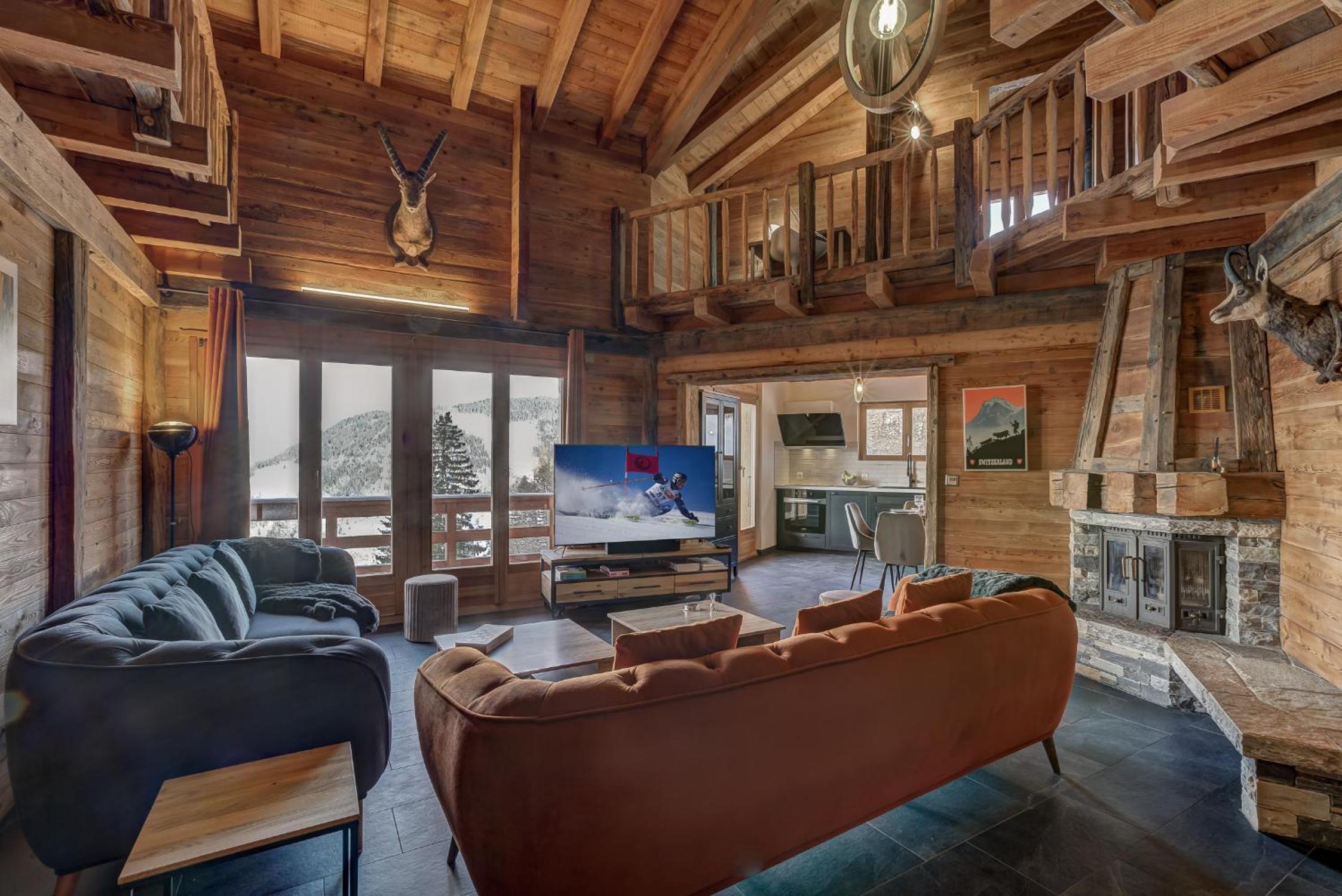 Chalet Alaska