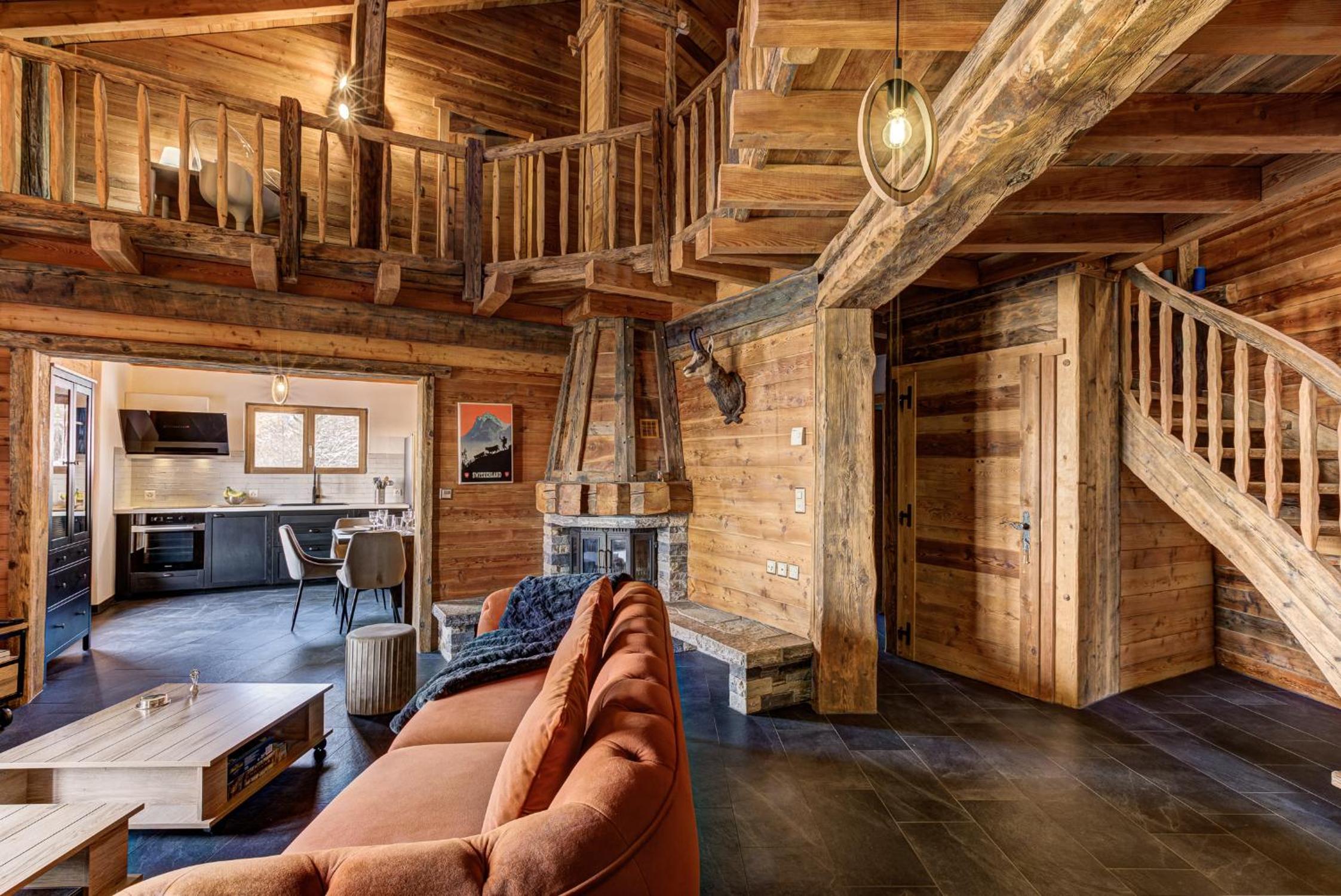 Chalet Alaska
