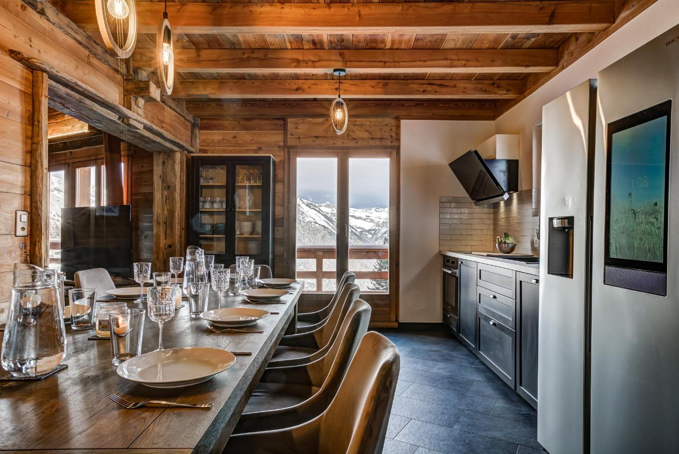 Chalet Alaska