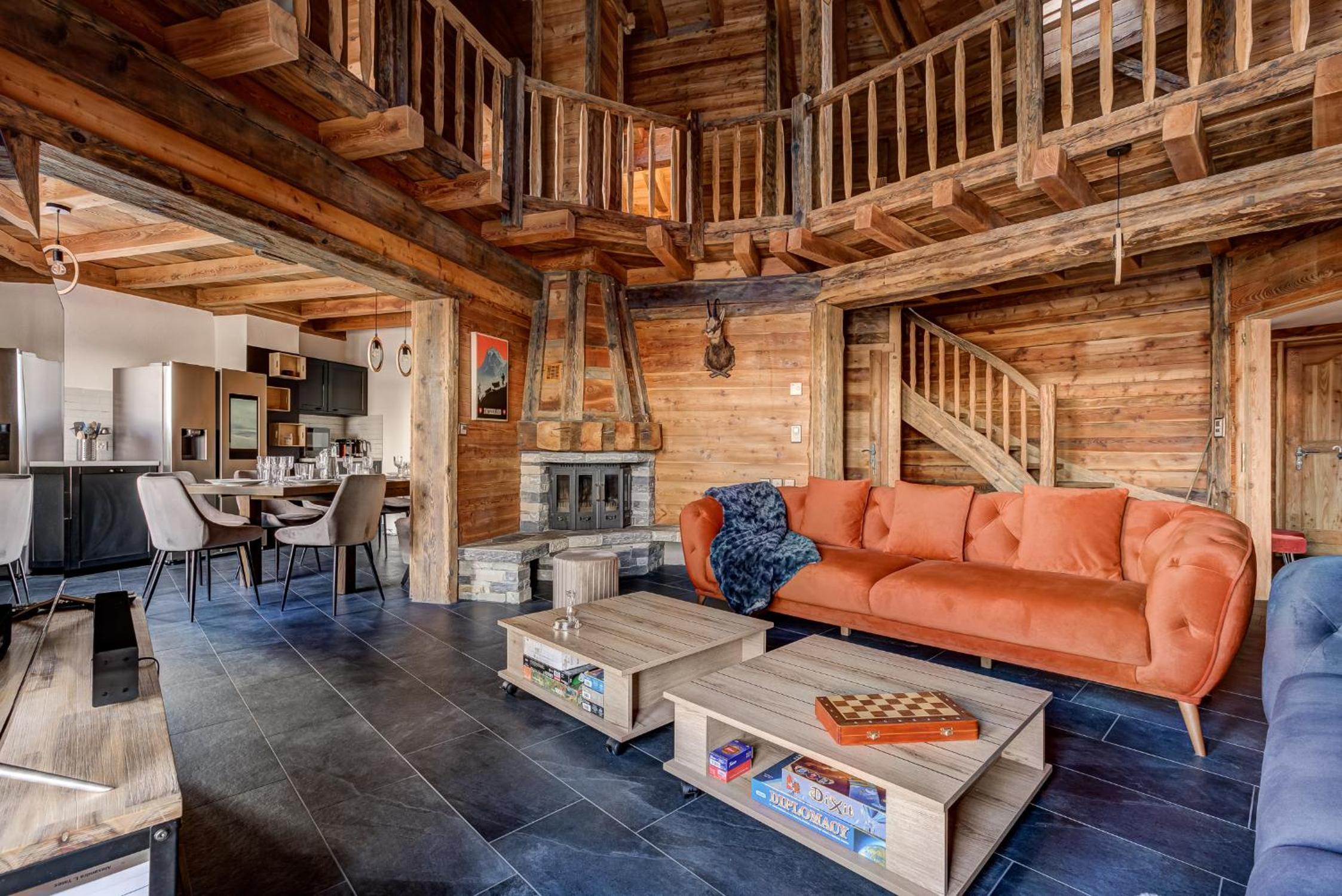 Chalet Alaska