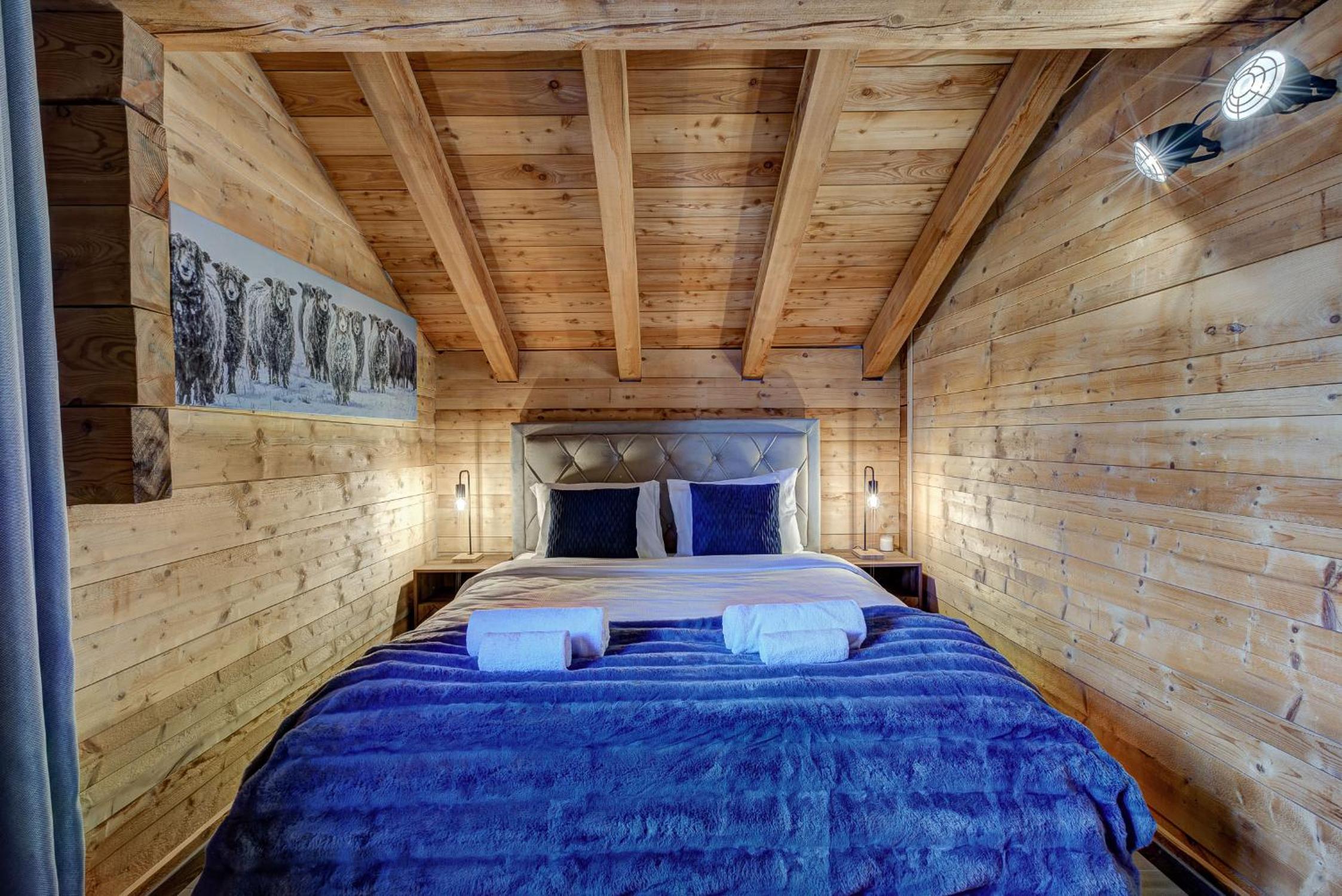 Chalet Alaska