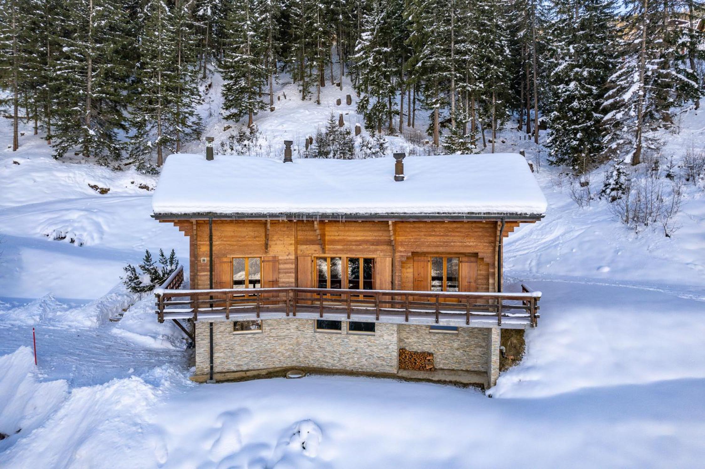 Chalet Alaska