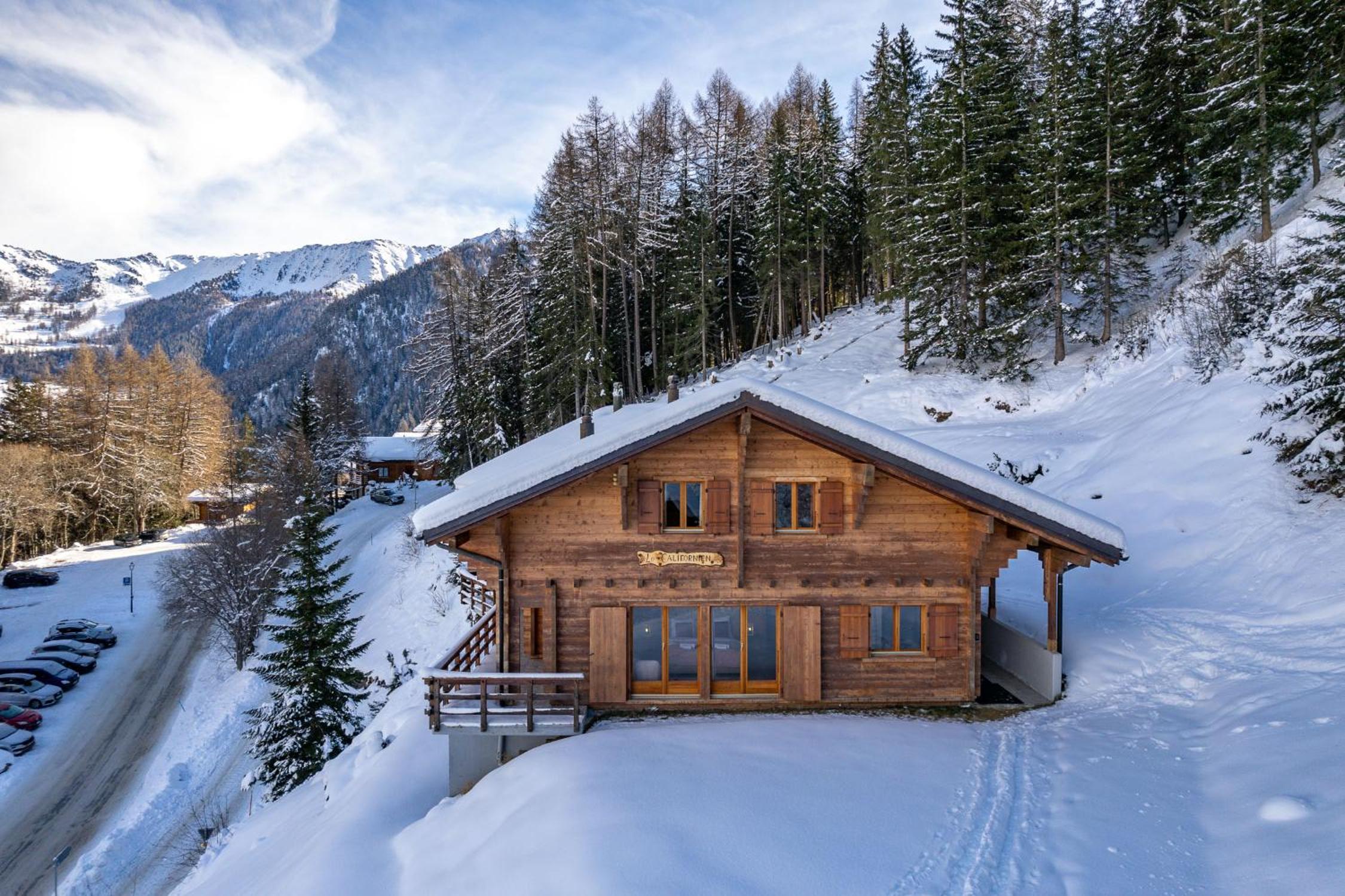 Chalet Alaska