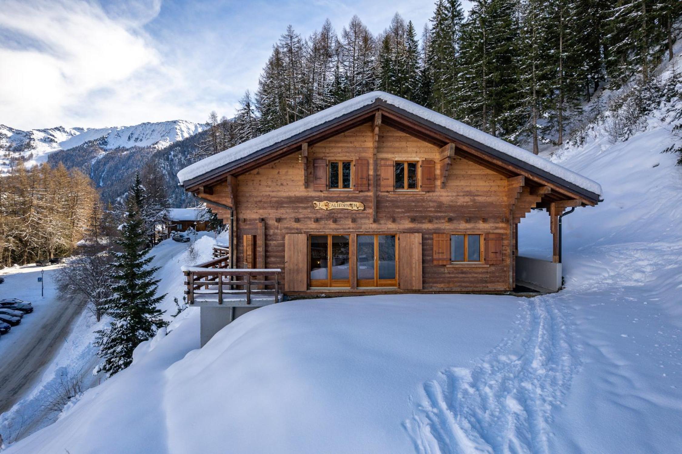 Chalet Alaska
