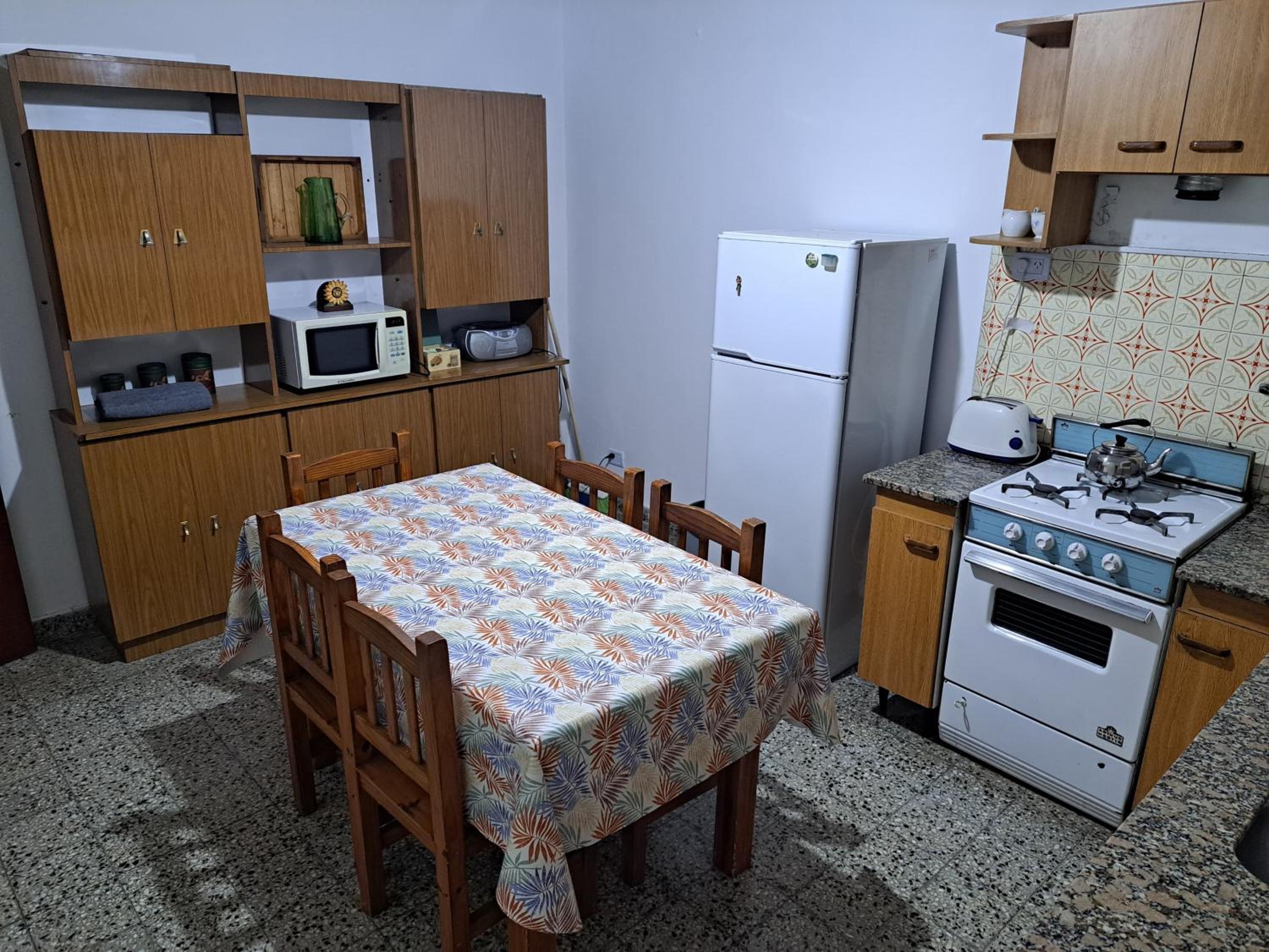 Villa Di Nonna - Casa de 4 ambientes - Parque y Parrilla
