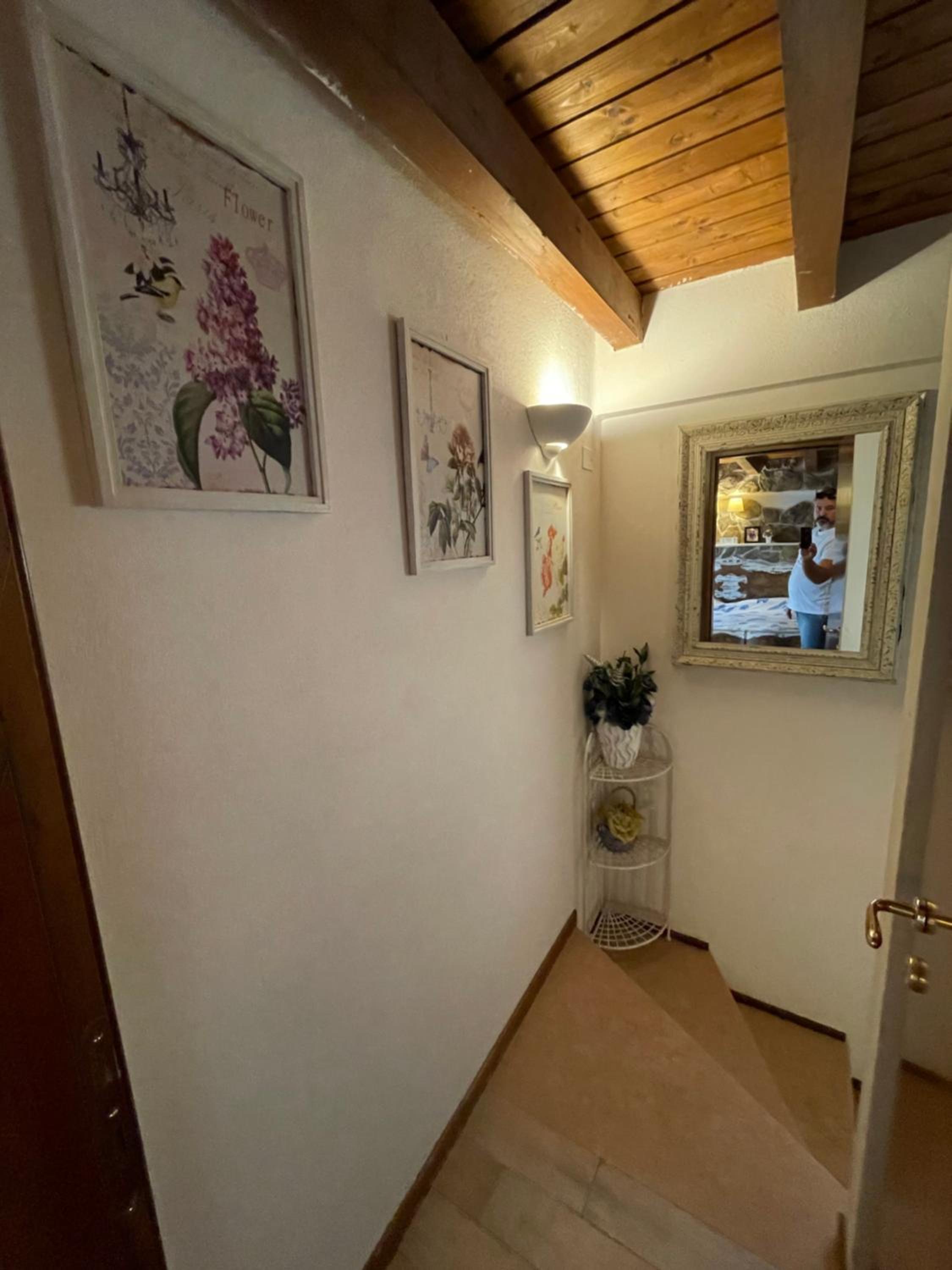 Photo 34
